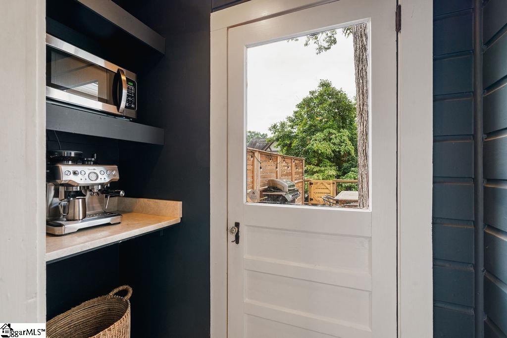 308 E Faris Road Greenville, SC 29605