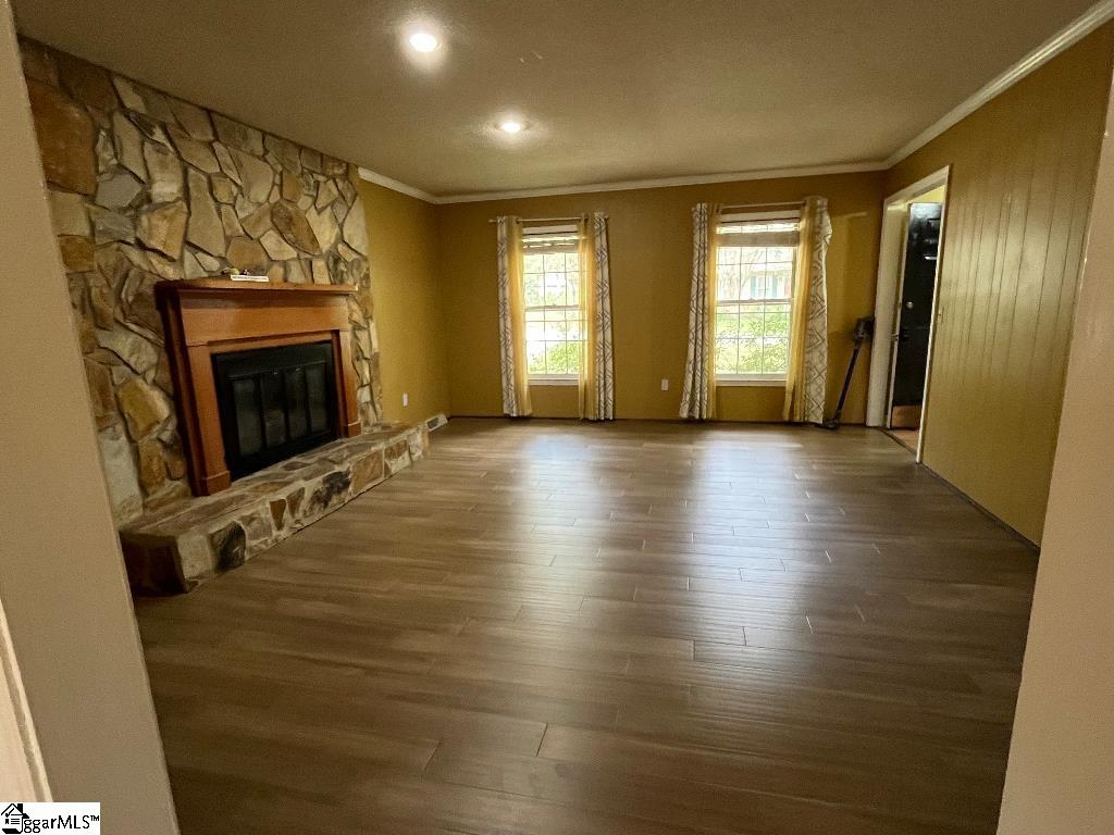 8 Pebble Stone Lane Taylors, SC 29687