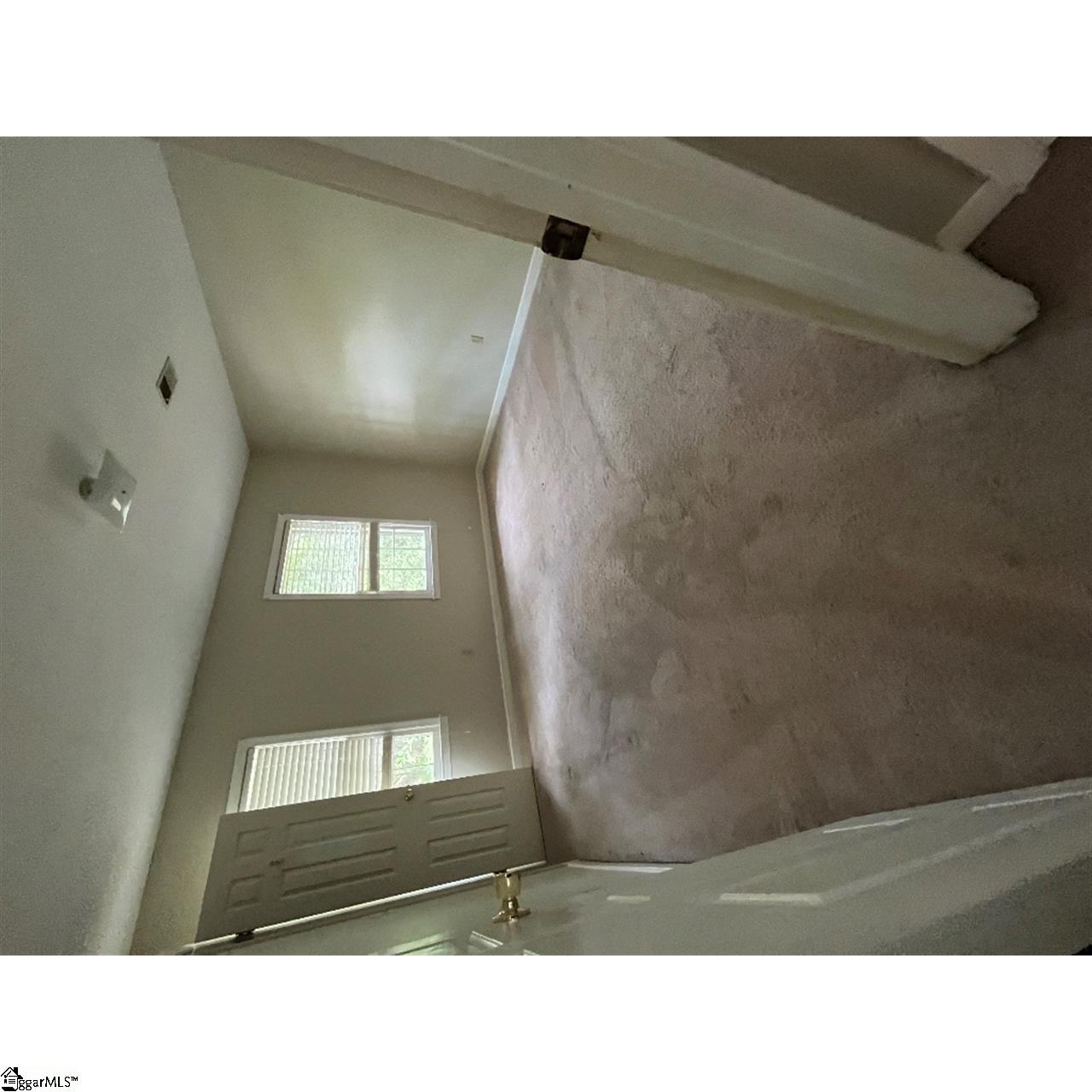 8 Pebble Stone Lane Taylors, SC 29687