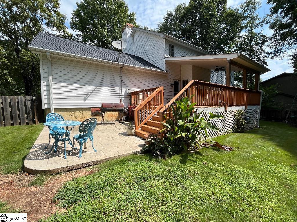 8 Pebble Stone Lane Taylors, SC 29687