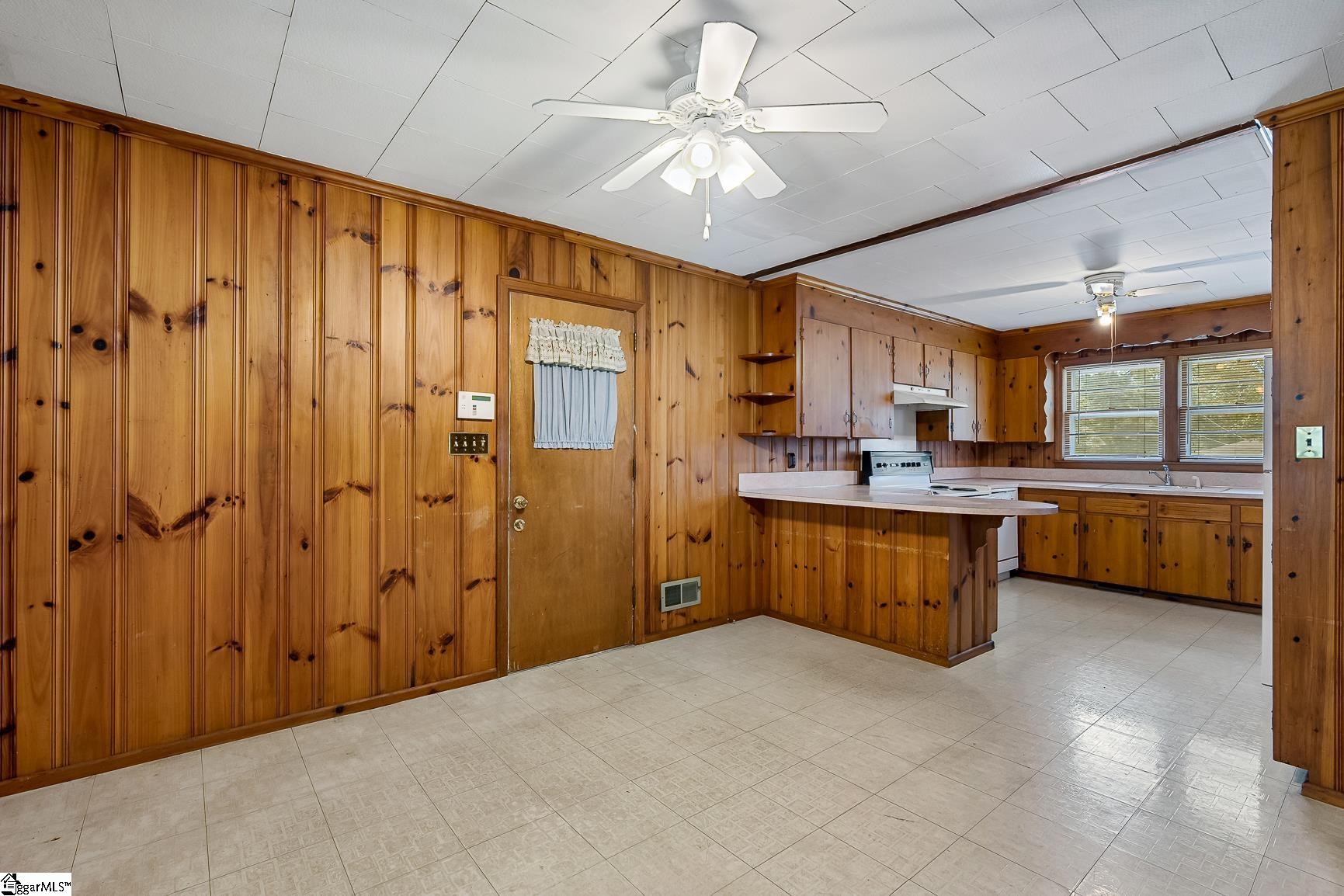 1015 Fairfield Drive Anderson, SC 29621