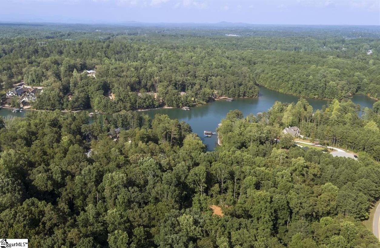 6004 Glassy Water Way West Union, SC 29696