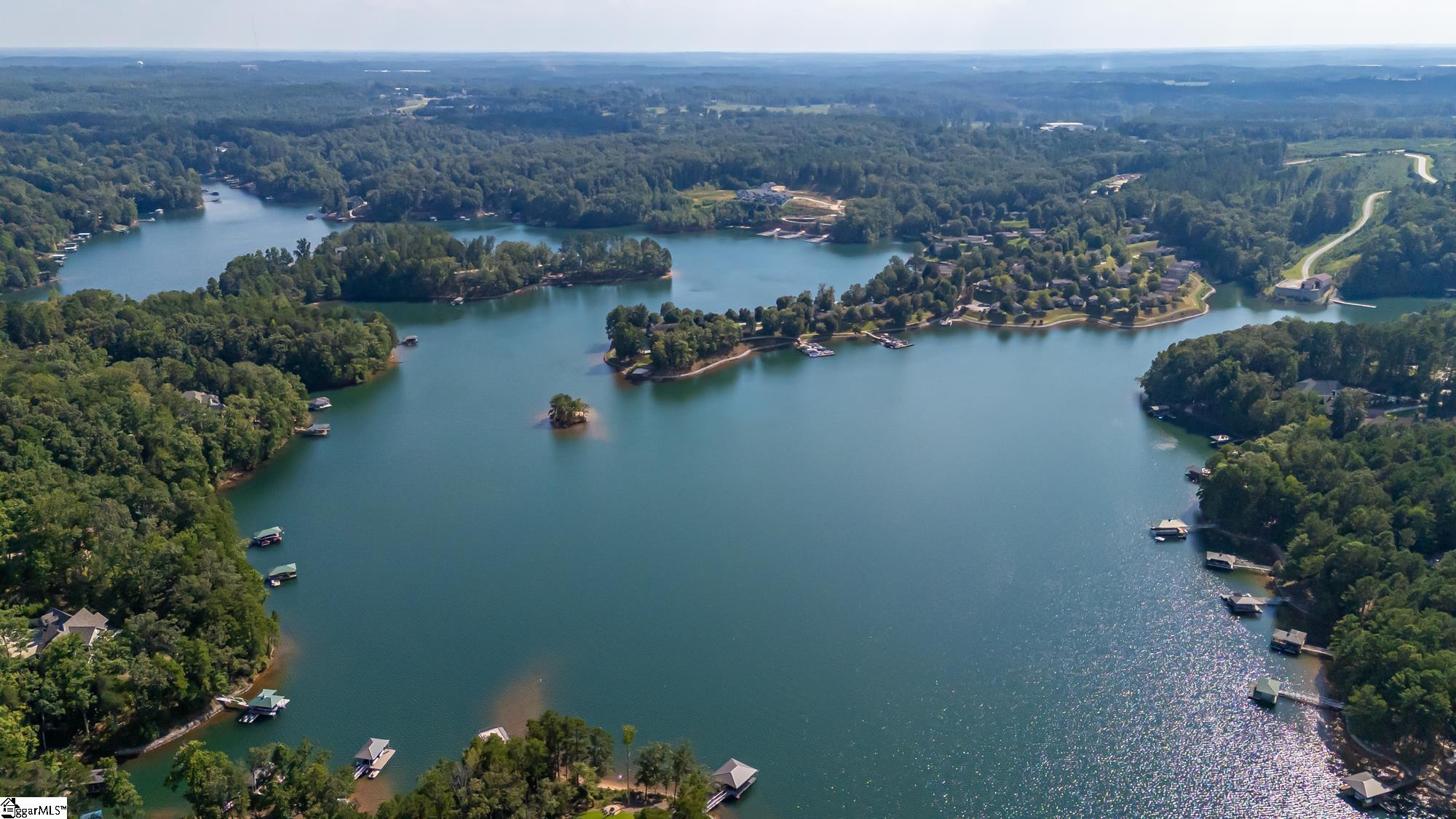6004 Glassy Water Way West Union, SC 29696
