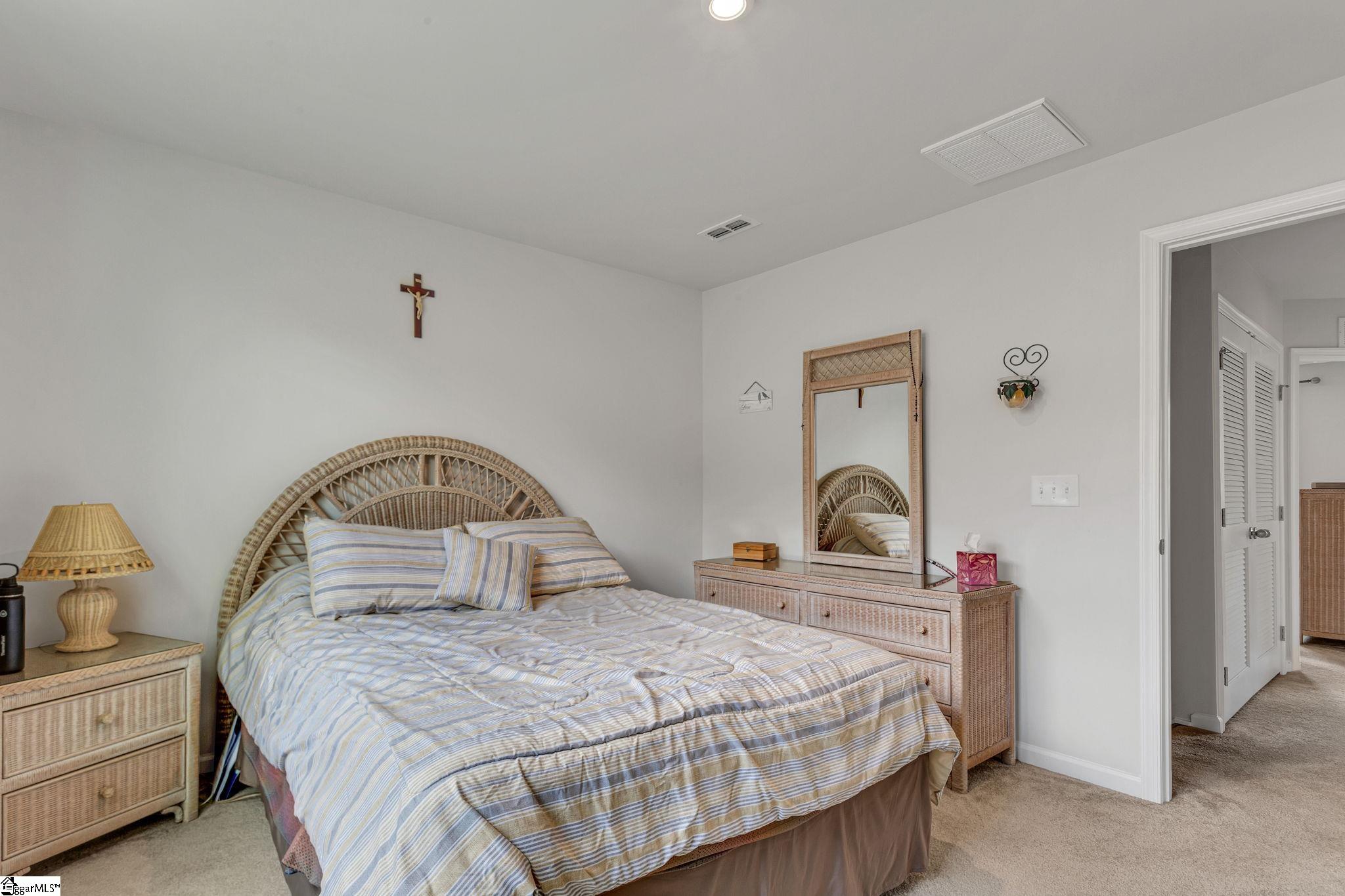 8 Tidworth Drive Greer, SC 29651