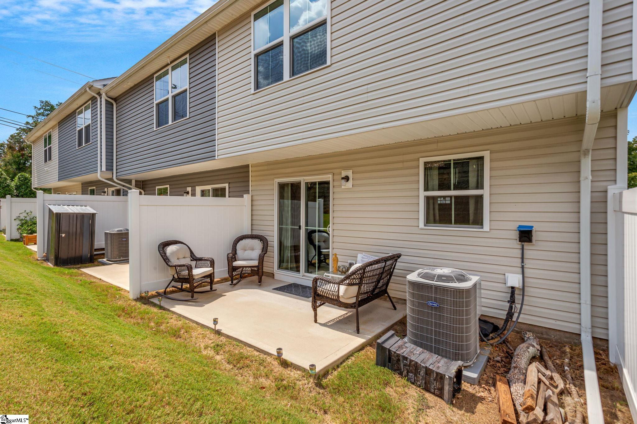 8 Tidworth Drive Greer, SC 29651