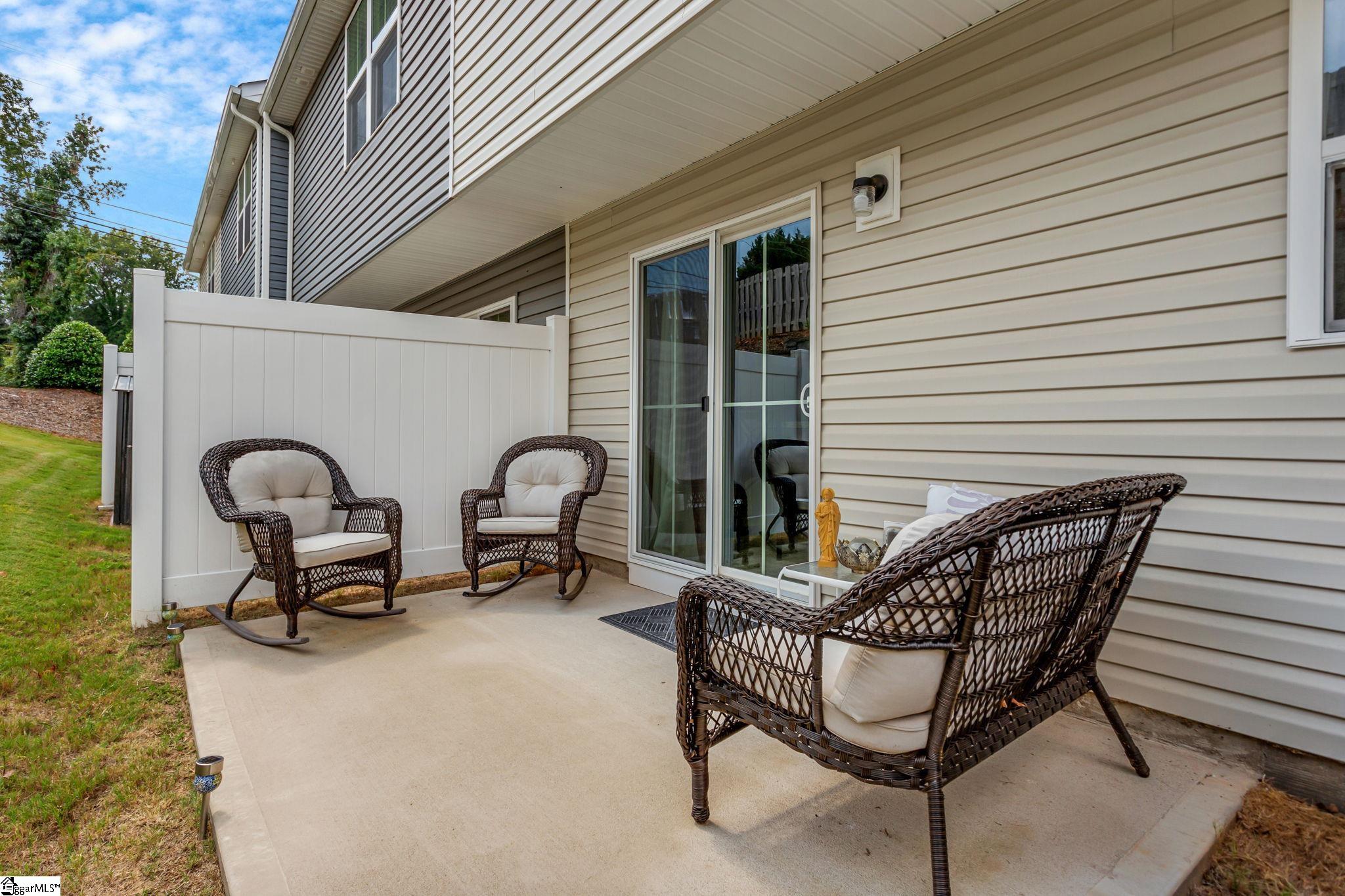 8 Tidworth Drive Greer, SC 29651