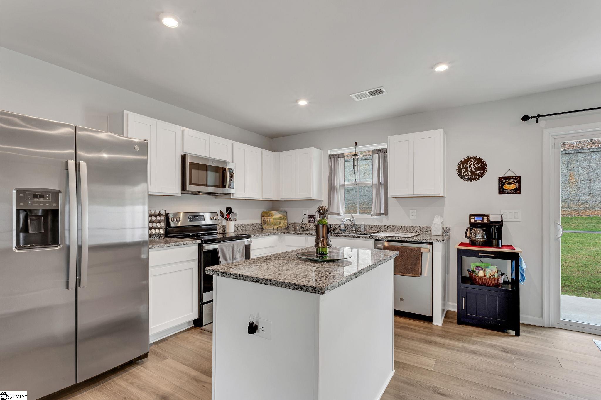 8 Tidworth Drive Greer, SC 29651