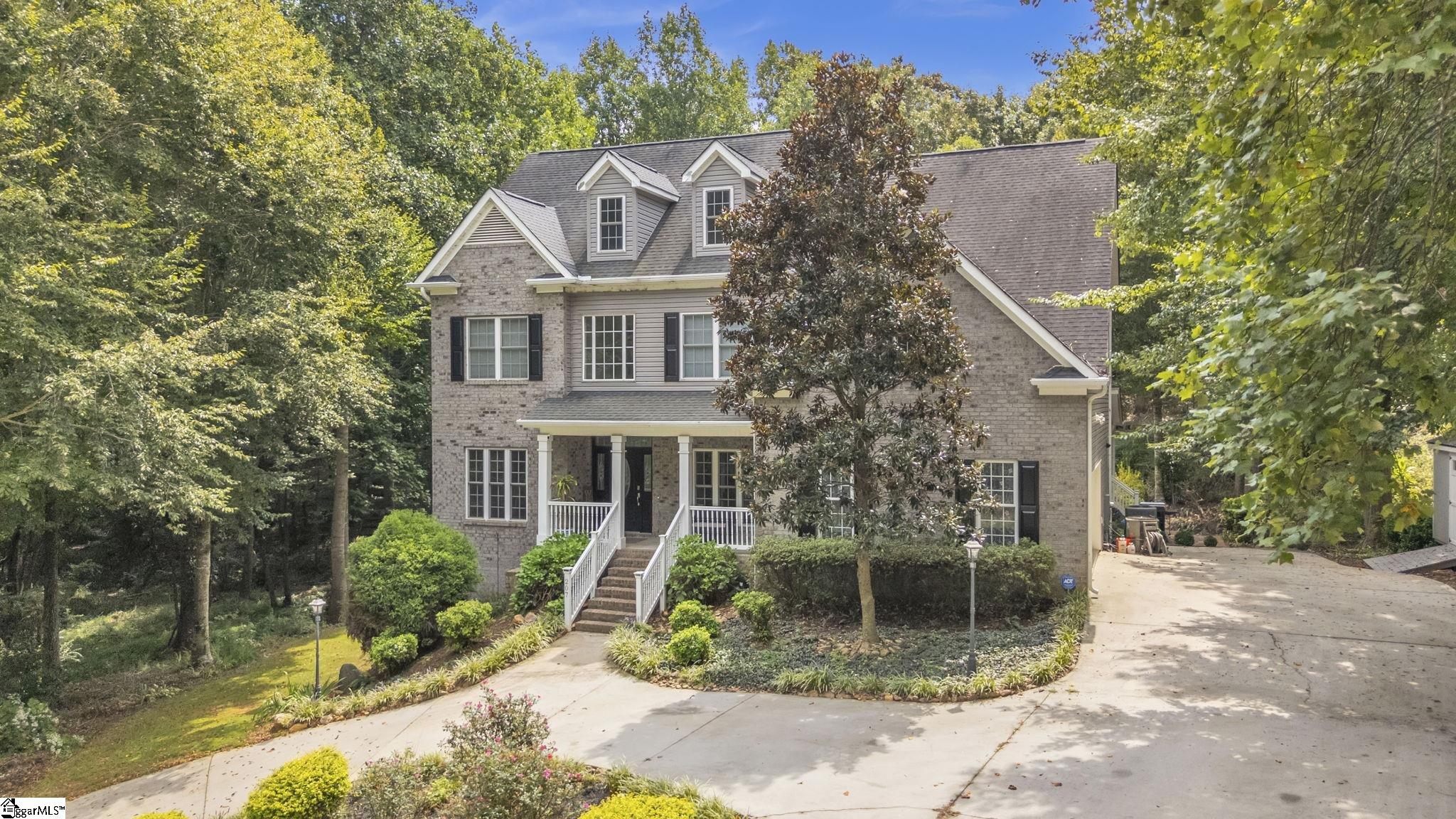 207 Devonhurst Drive Seneca, SC 29678