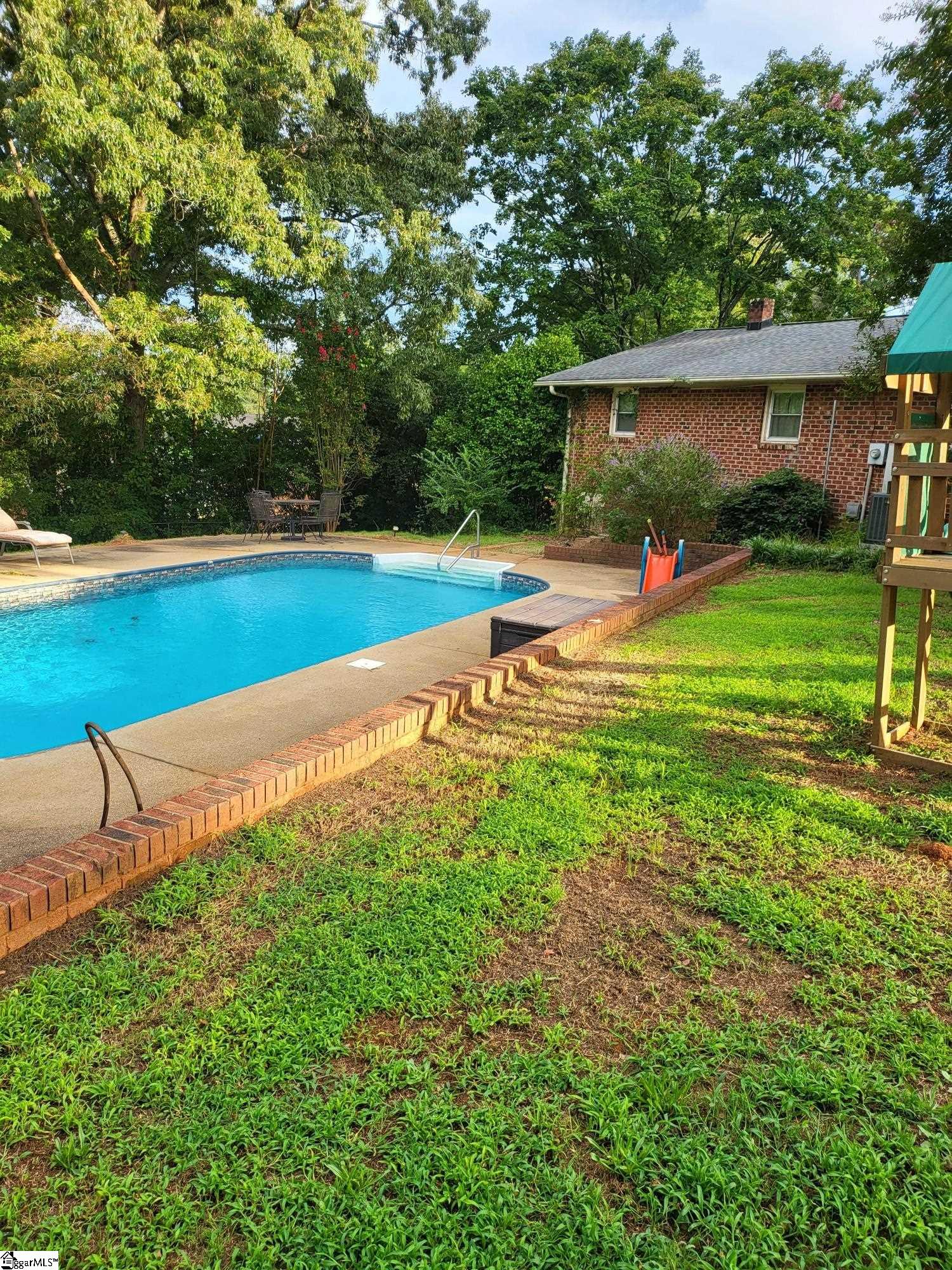 106 Ross Street Piedmont, SC 29673