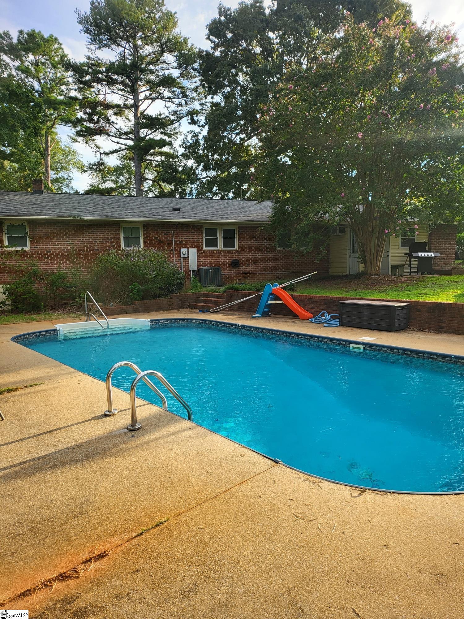 106 Ross Street Piedmont, SC 29673