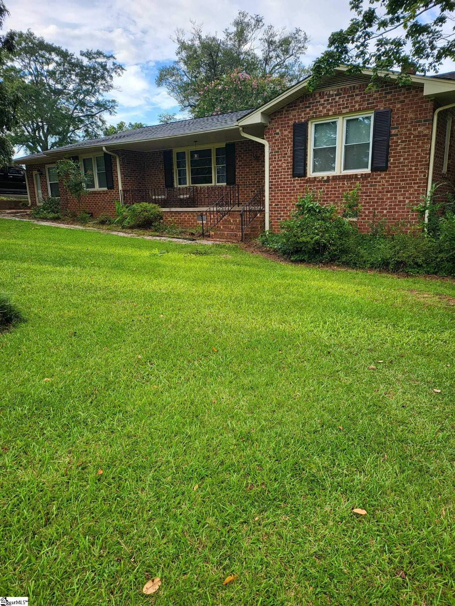 106 Ross Street Piedmont, SC 29673
