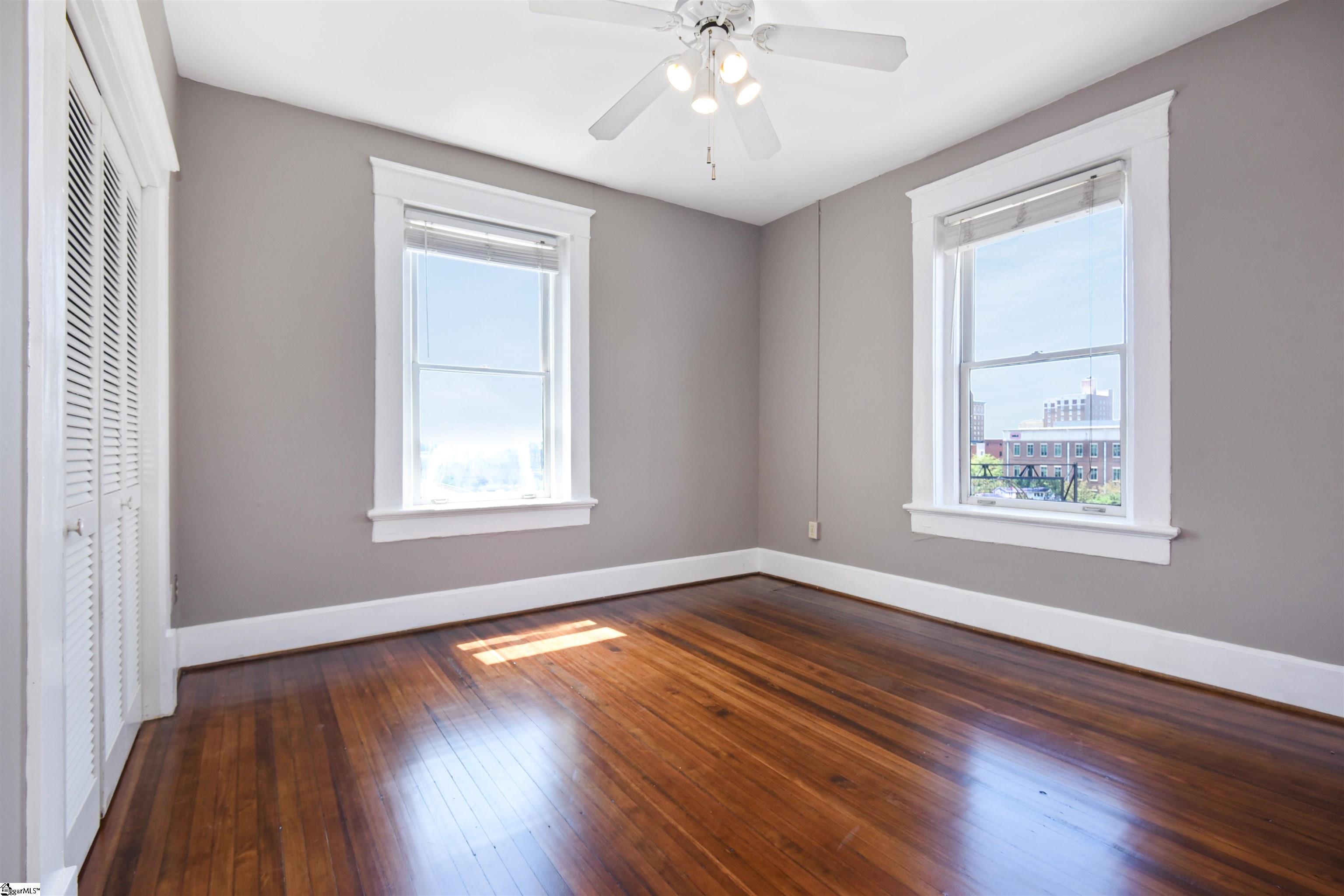 400 E Washington Street UNIT #15 Greenville, SC 29601