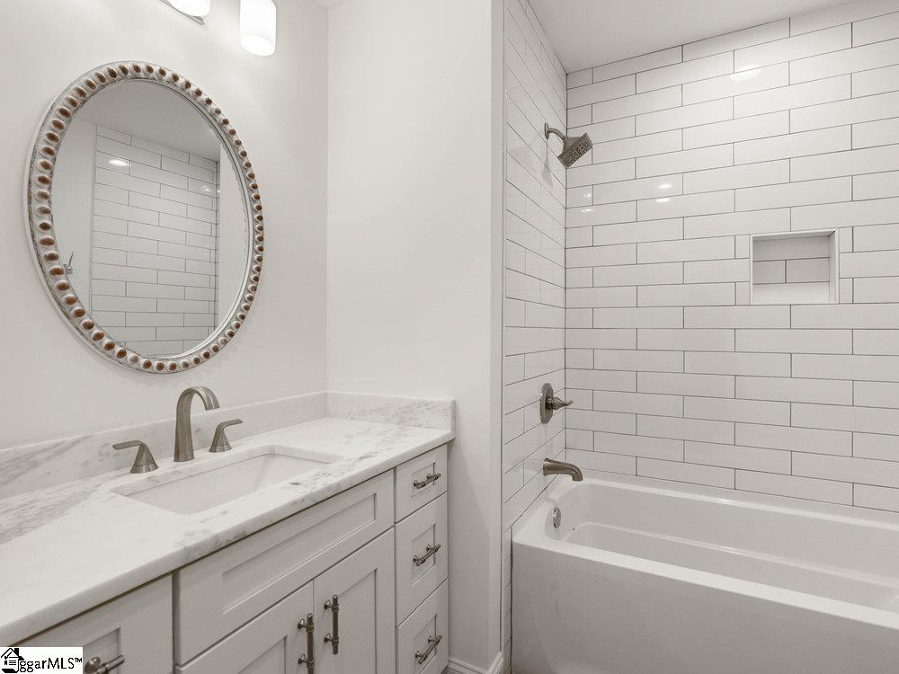 304 Wedgewood Drive Greenville, SC 29609