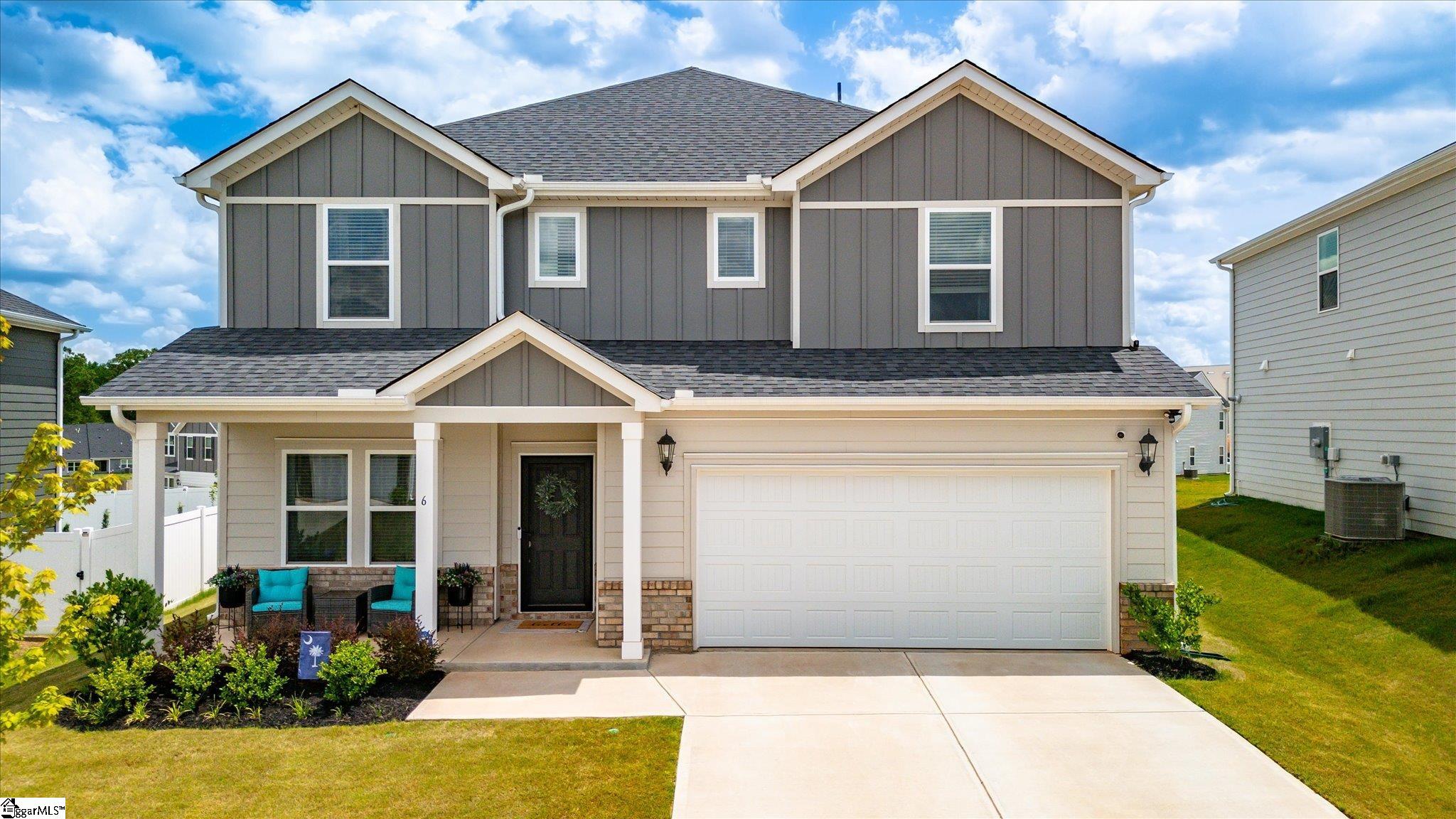 6 Roderick Lane Greenville, SC 29605