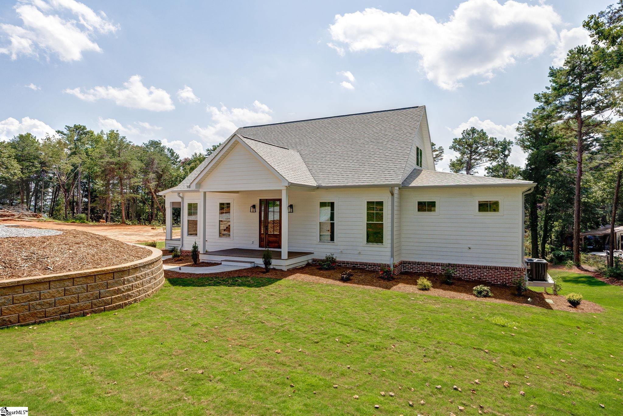 1218 Andersonville Road Townville, SC 29689