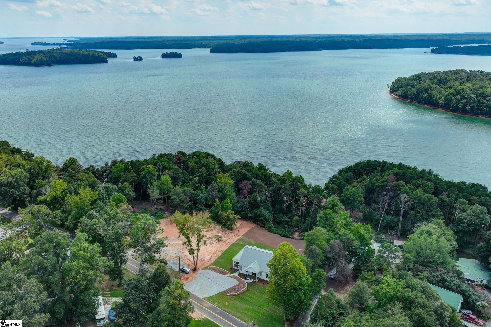 1218 Andersonville Road Townville, SC 29689