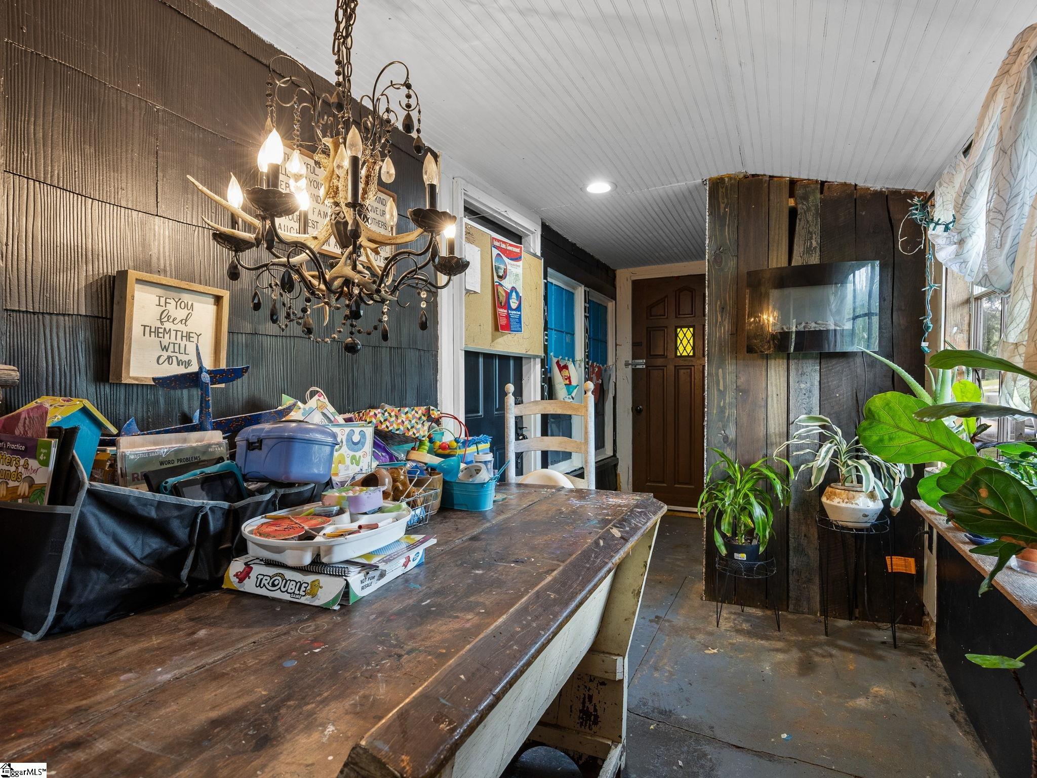 4937 Buffalo West Springs Highway Pauline, SC 29374