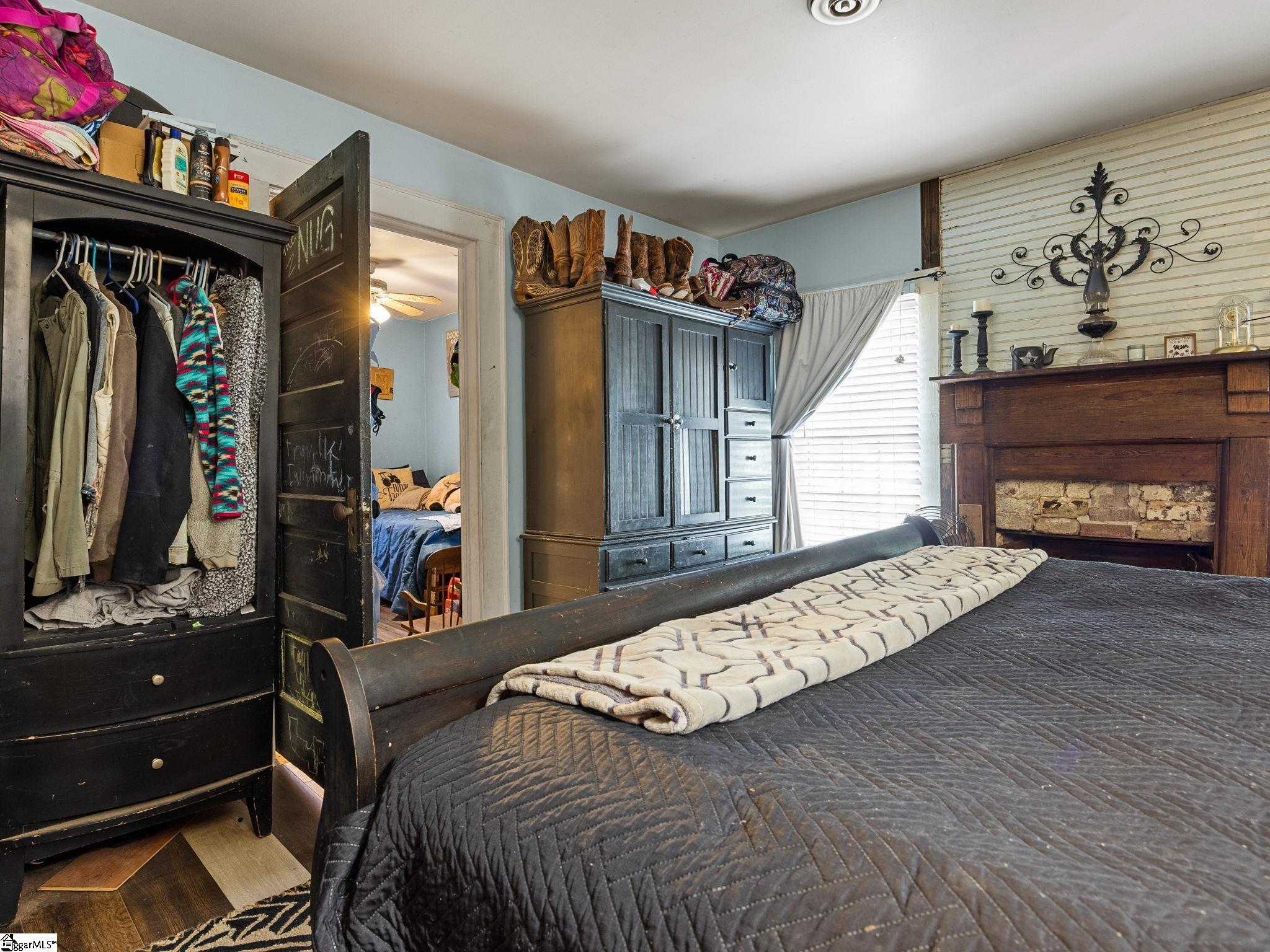 4937 Buffalo West Springs Highway Pauline, SC 29374
