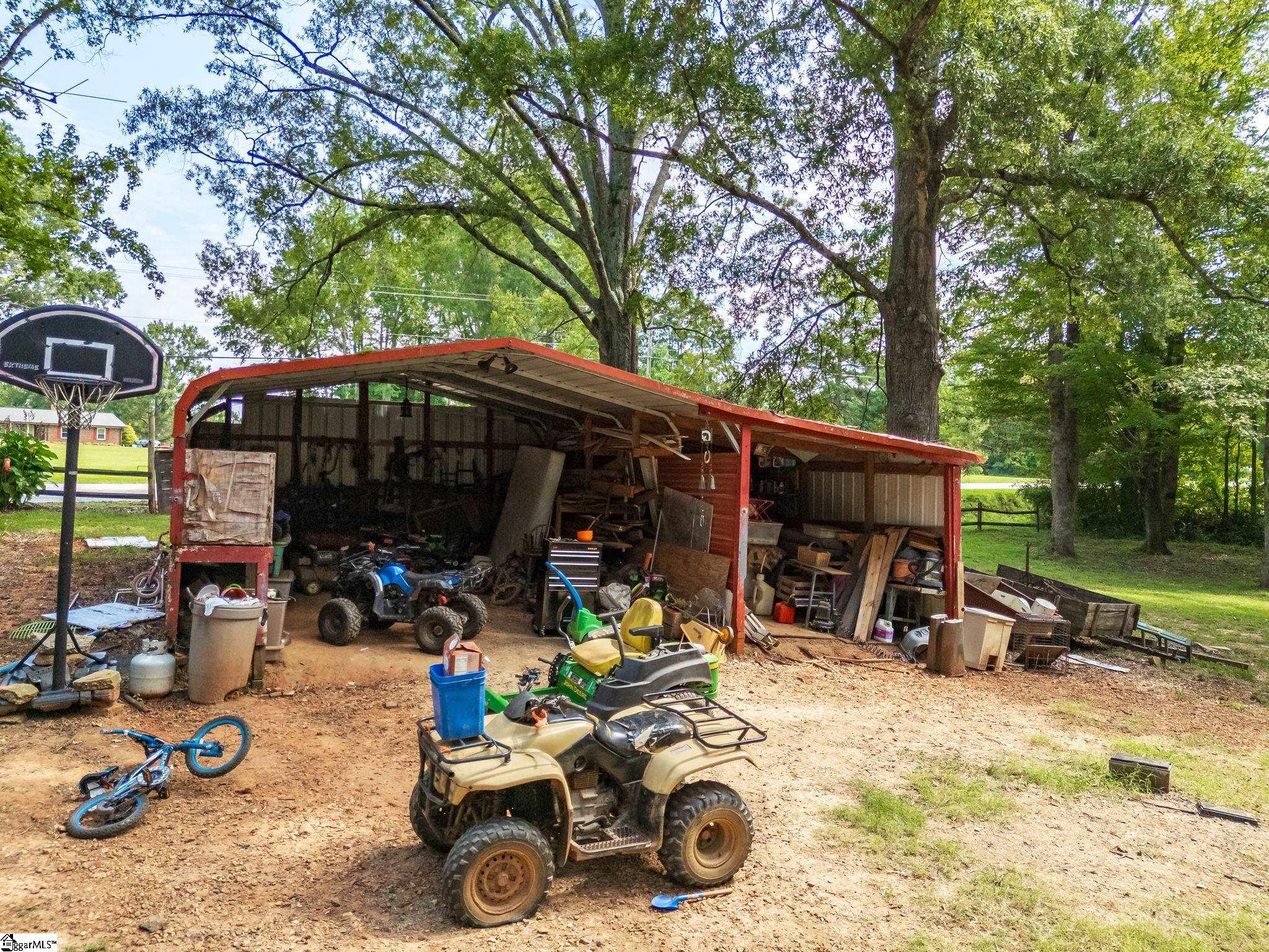 4937 Buffalo West Springs Highway Pauline, SC 29374