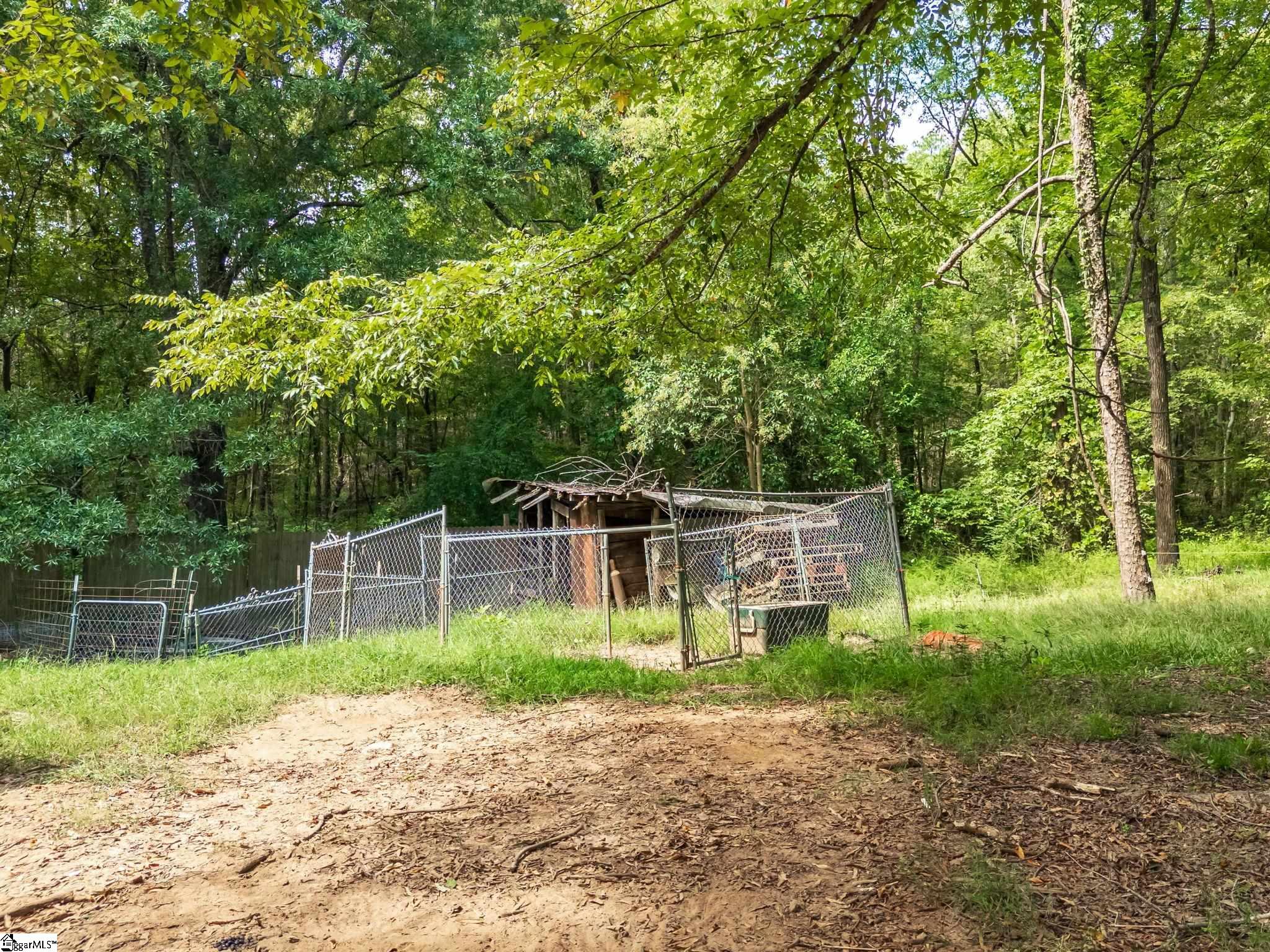 4937 Buffalo West Springs Highway Pauline, SC 29374