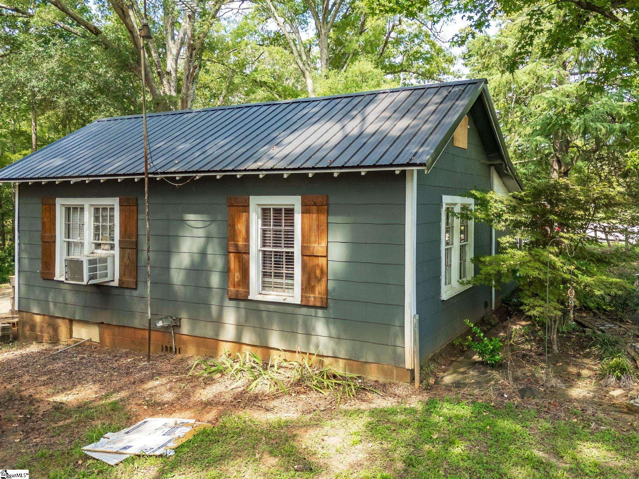 4937 Buffalo West Springs Highway Pauline, SC 29374
