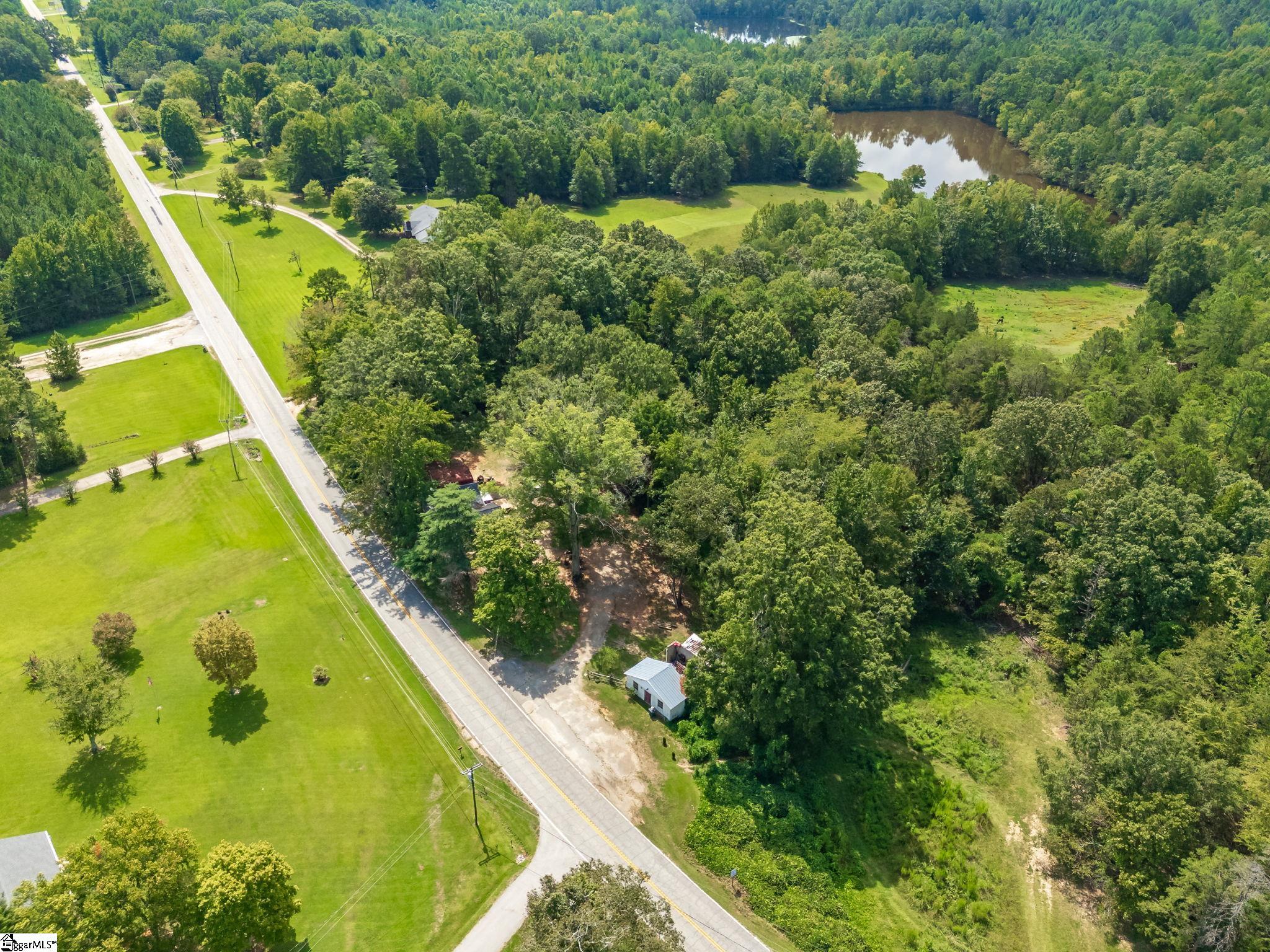 4937 Buffalo West Springs Highway Pauline, SC 29374