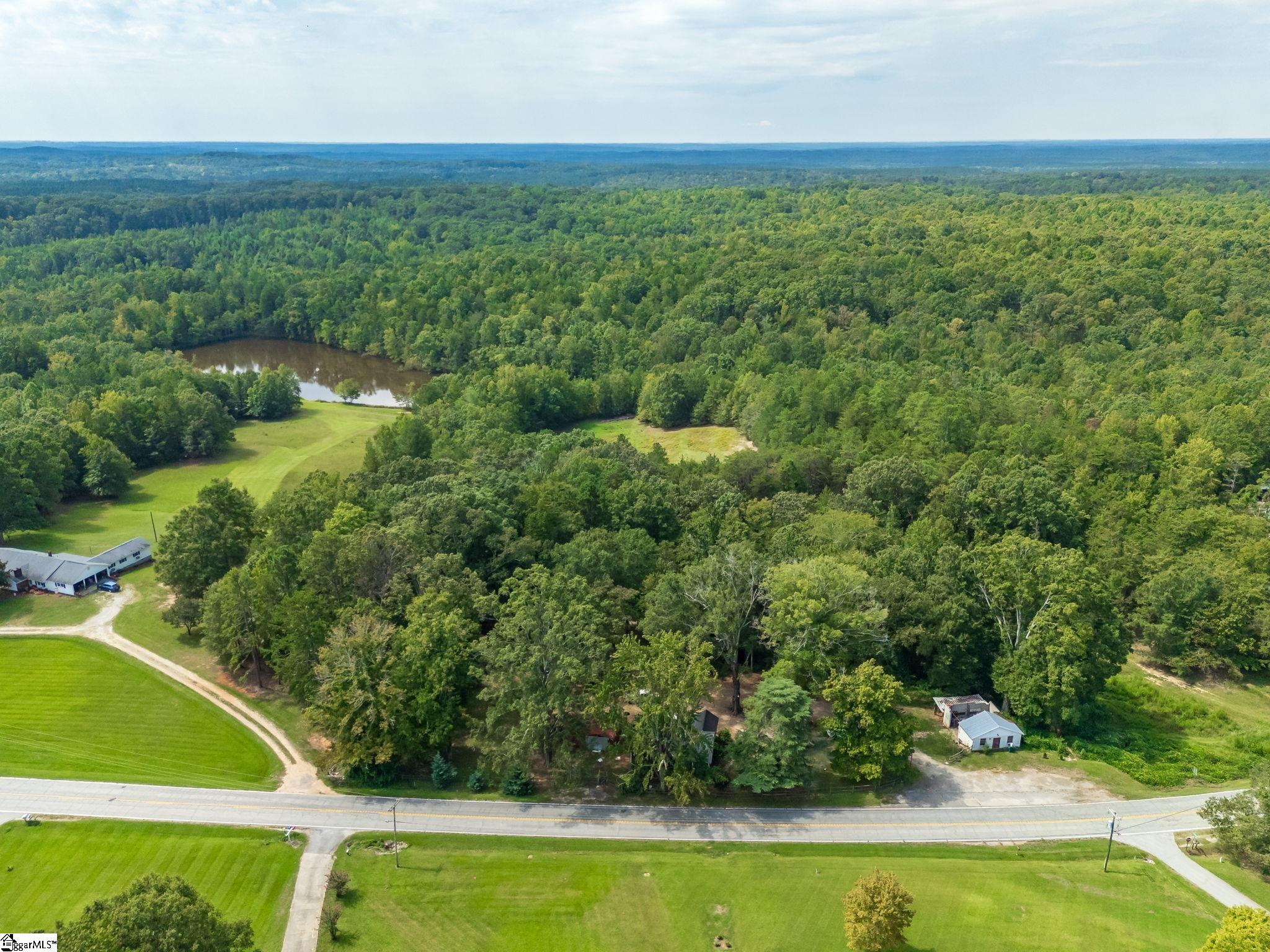 4937 Buffalo West Springs Highway Pauline, SC 29374