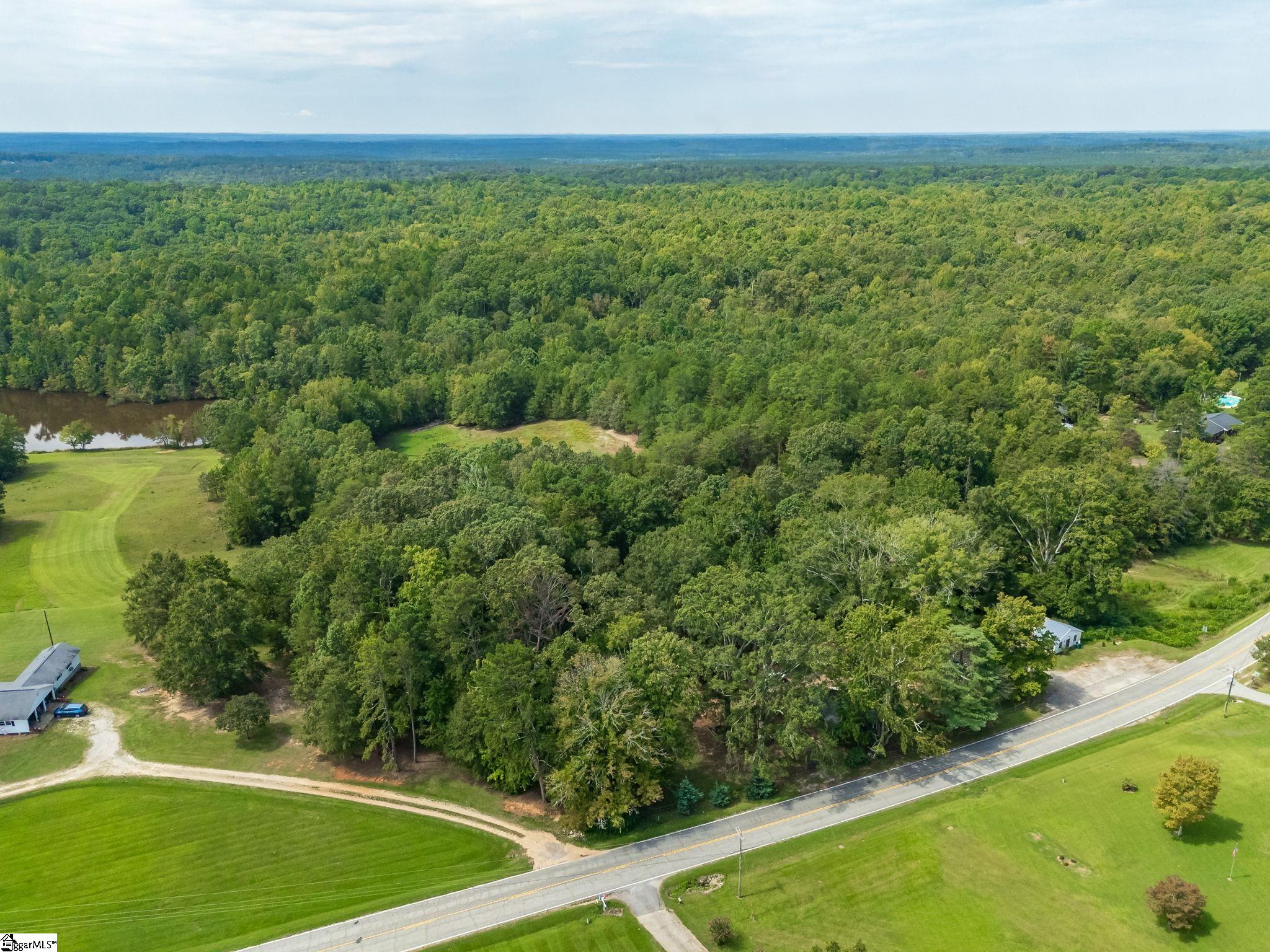 4937 Buffalo West Springs Highway Pauline, SC 29374