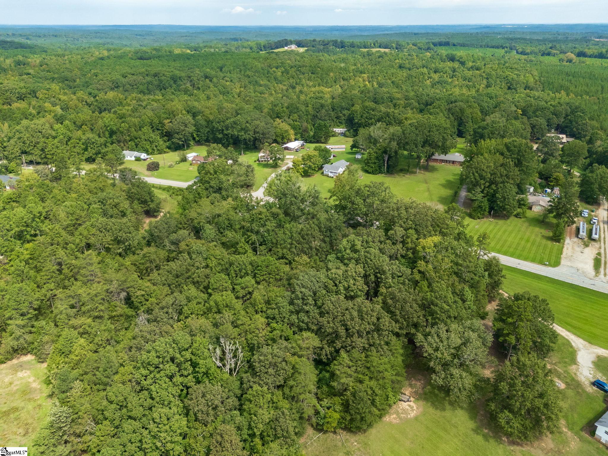 4937 Buffalo West Springs Highway Pauline, SC 29374