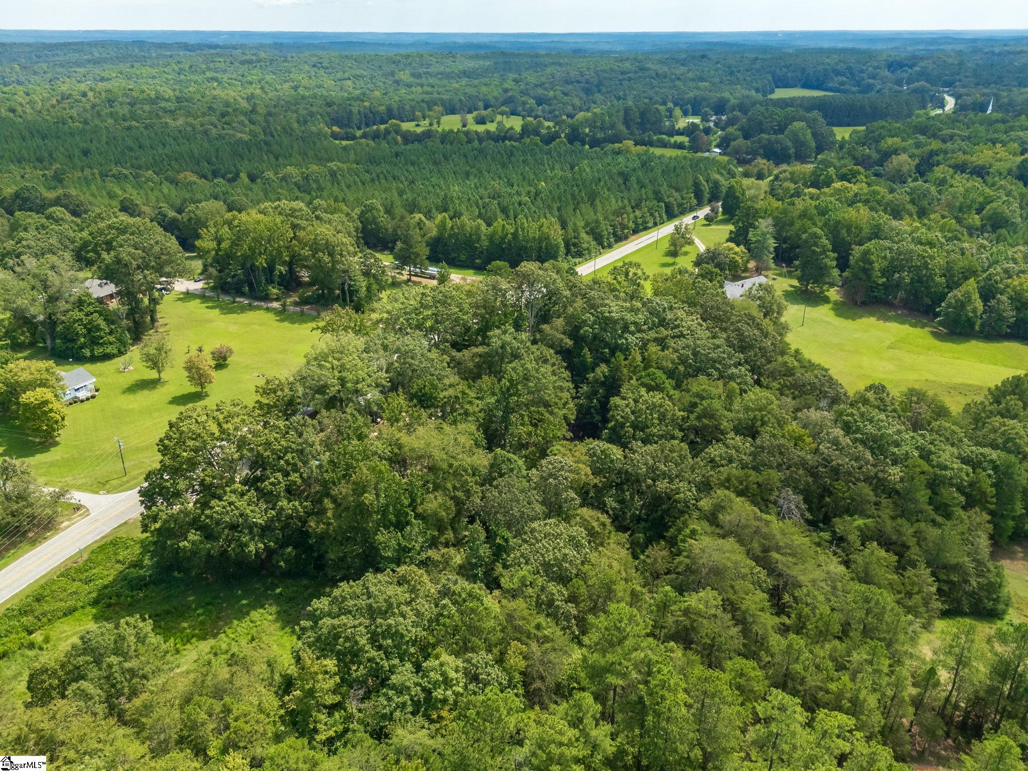 4937 Buffalo West Springs Highway Pauline, SC 29374