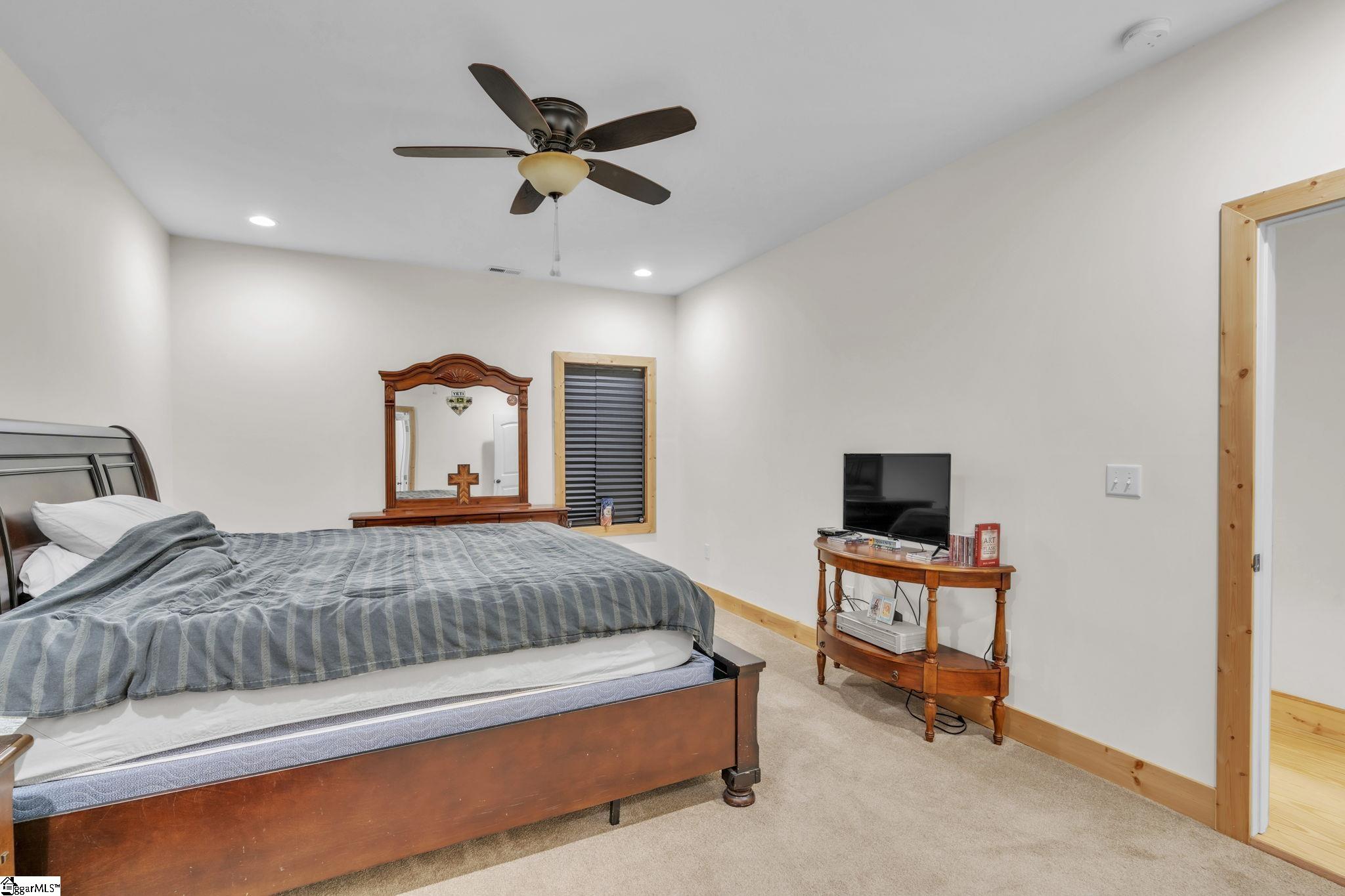 303 N Norris Drive Norris, SC 29667