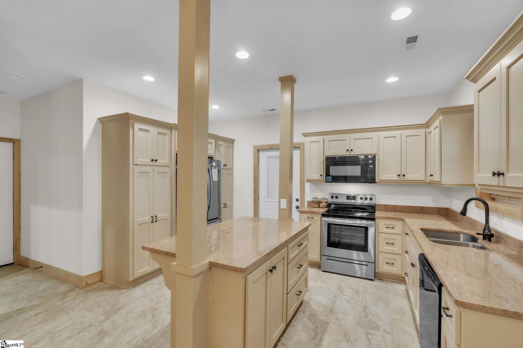 303 N Norris Drive Norris, SC 29667