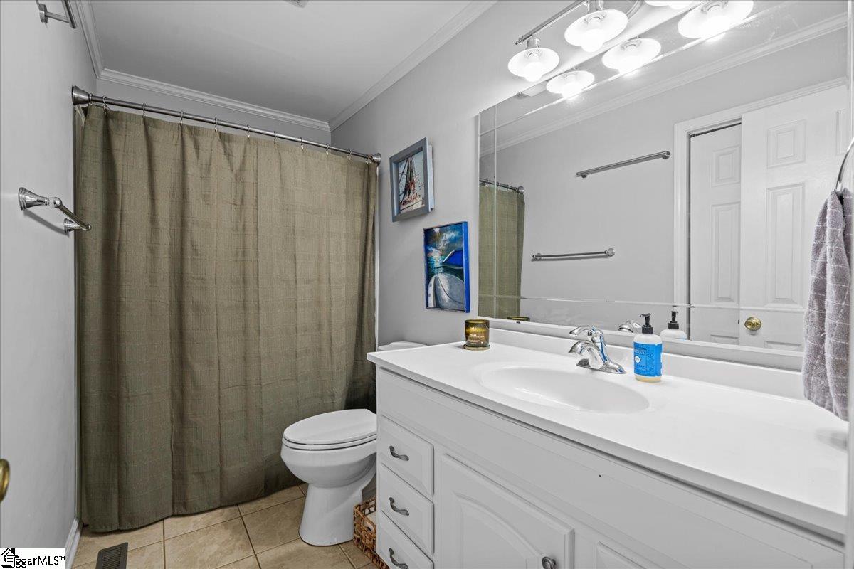 23 Mayfair Lane Greenville, SC 29609