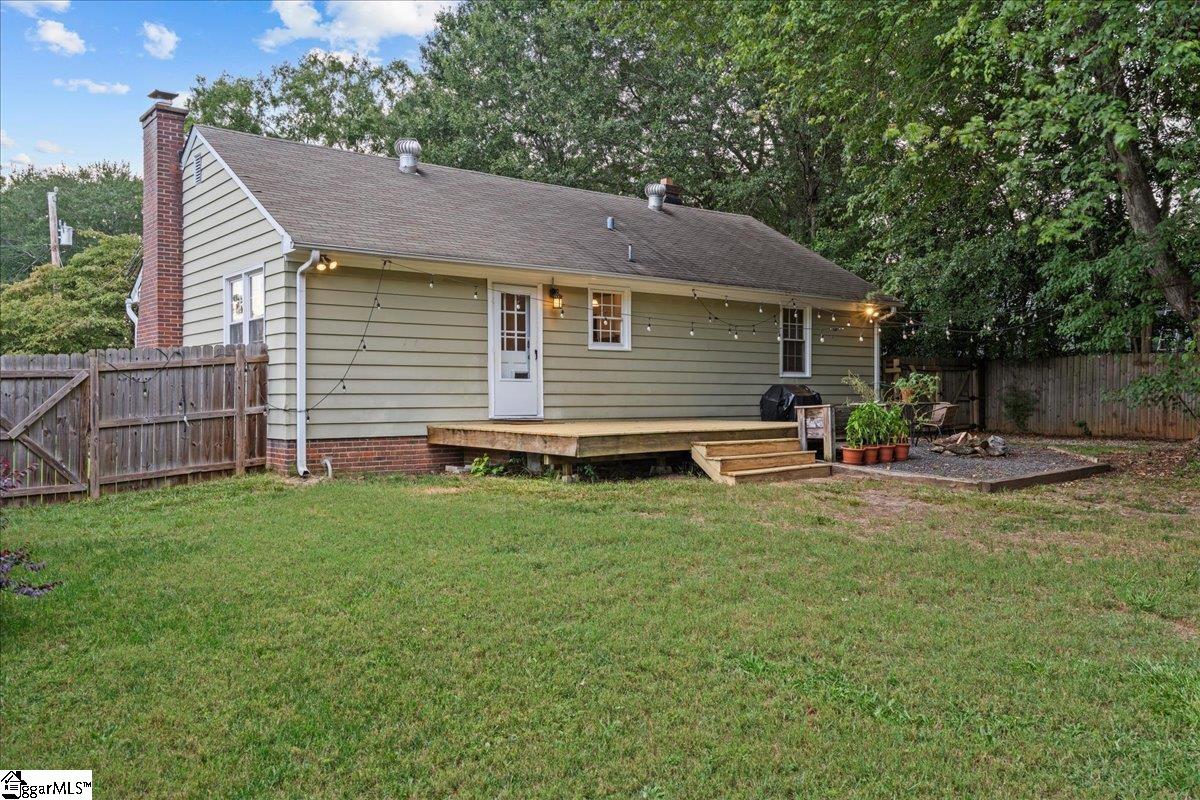 23 Mayfair Lane Greenville, SC 29609