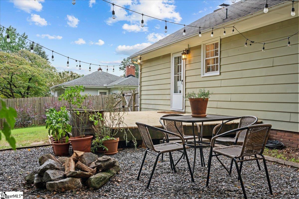 23 Mayfair Lane Greenville, SC 29609