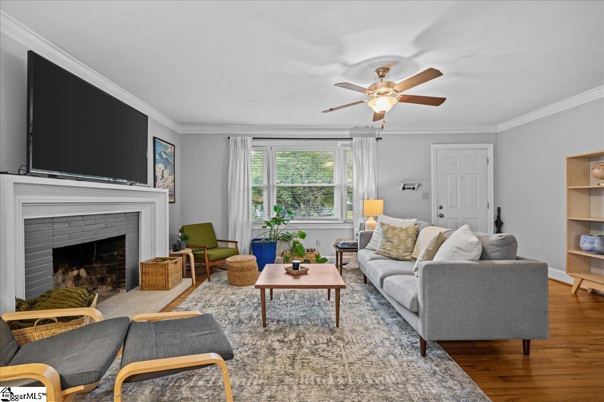 23 Mayfair Lane Greenville, SC 29609