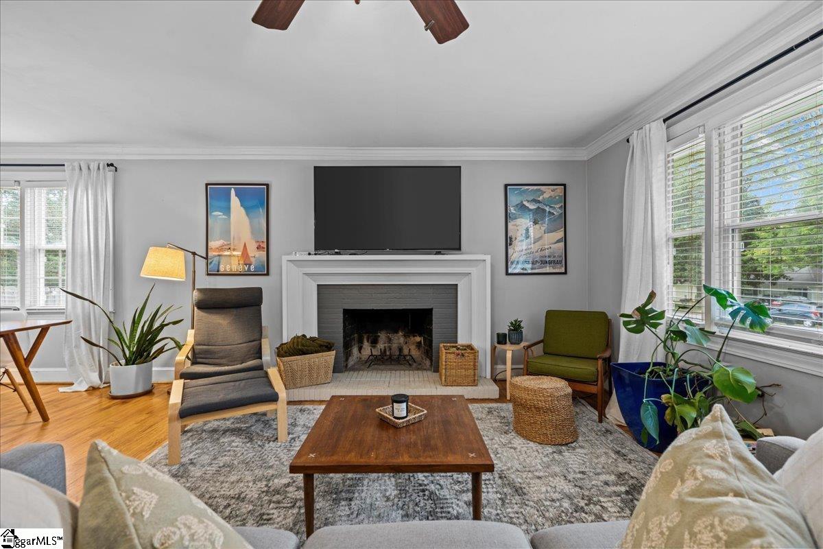 23 Mayfair Lane Greenville, SC 29609