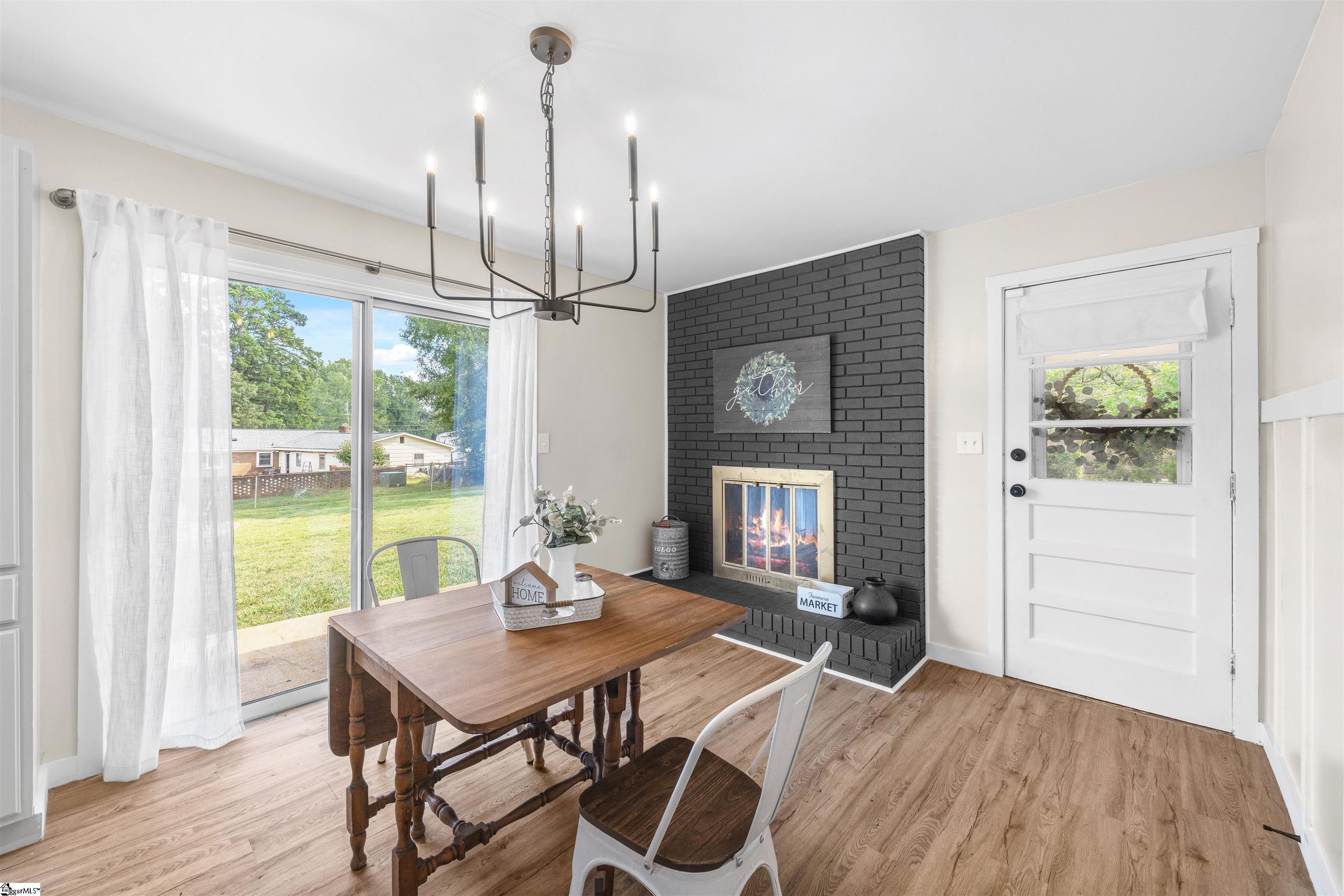 205 Iris Drive Easley, SC 29642