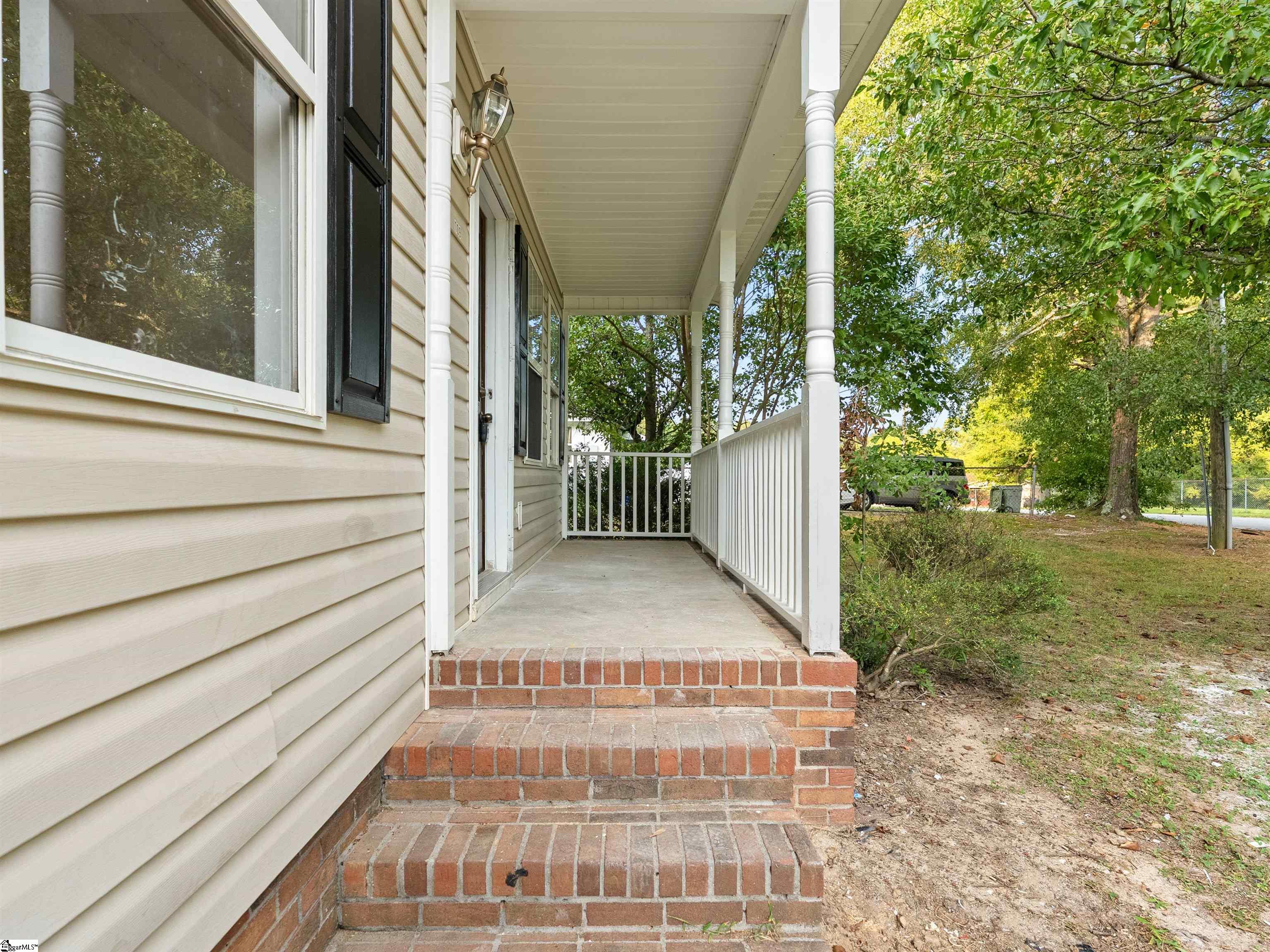 109 Laurens Court Fountain Inn, SC 29644