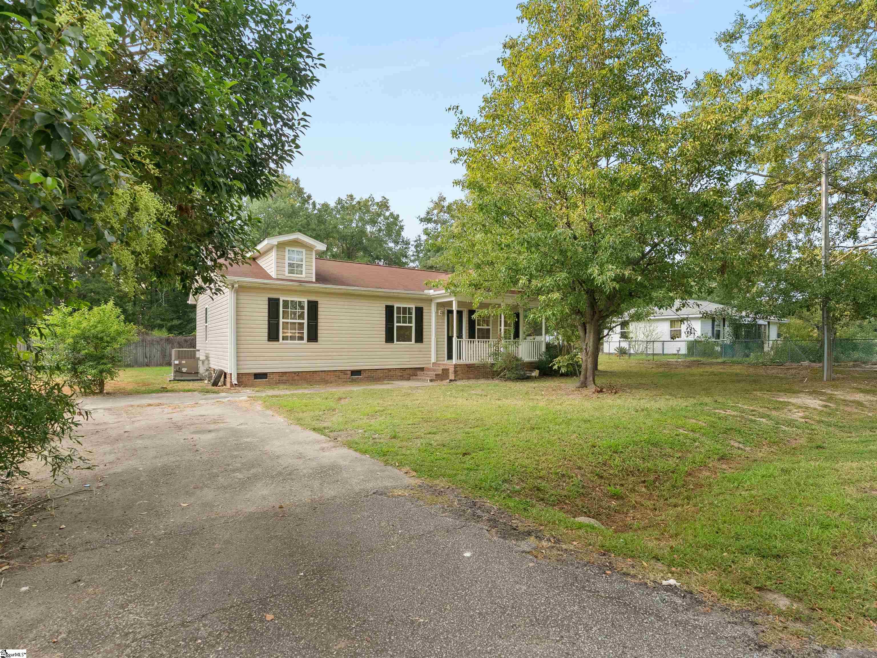 109 Laurens Court Fountain Inn, SC 29644