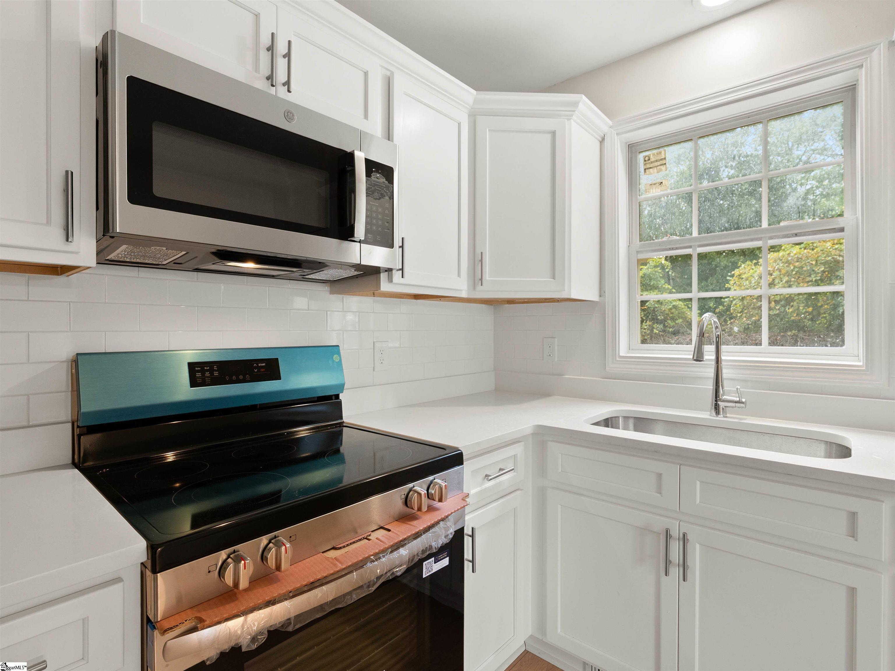 109 Laurens Court Fountain Inn, SC 29644