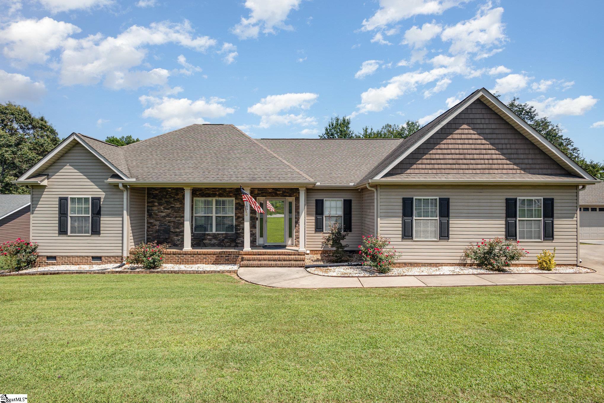 3189 E Gap Creek Road Greer, SC 29651