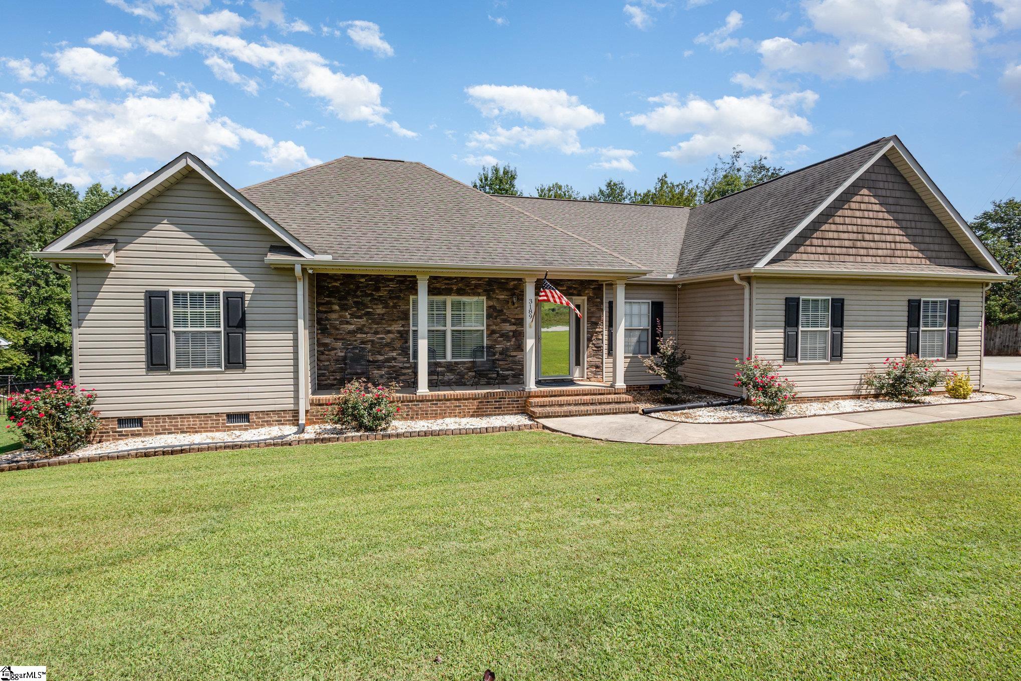 3189 E Gap Creek Road Greer, SC 29651