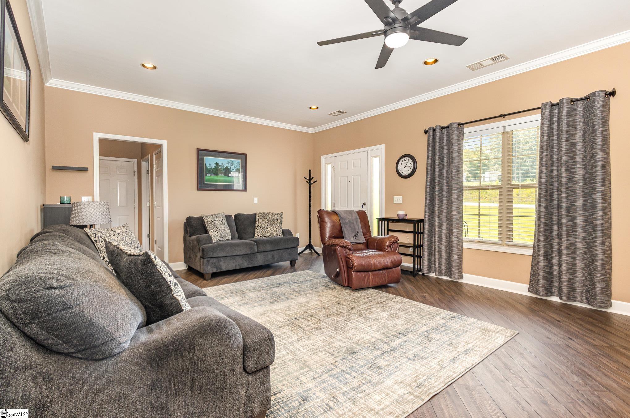 3189 E Gap Creek Road Greer, SC 29651