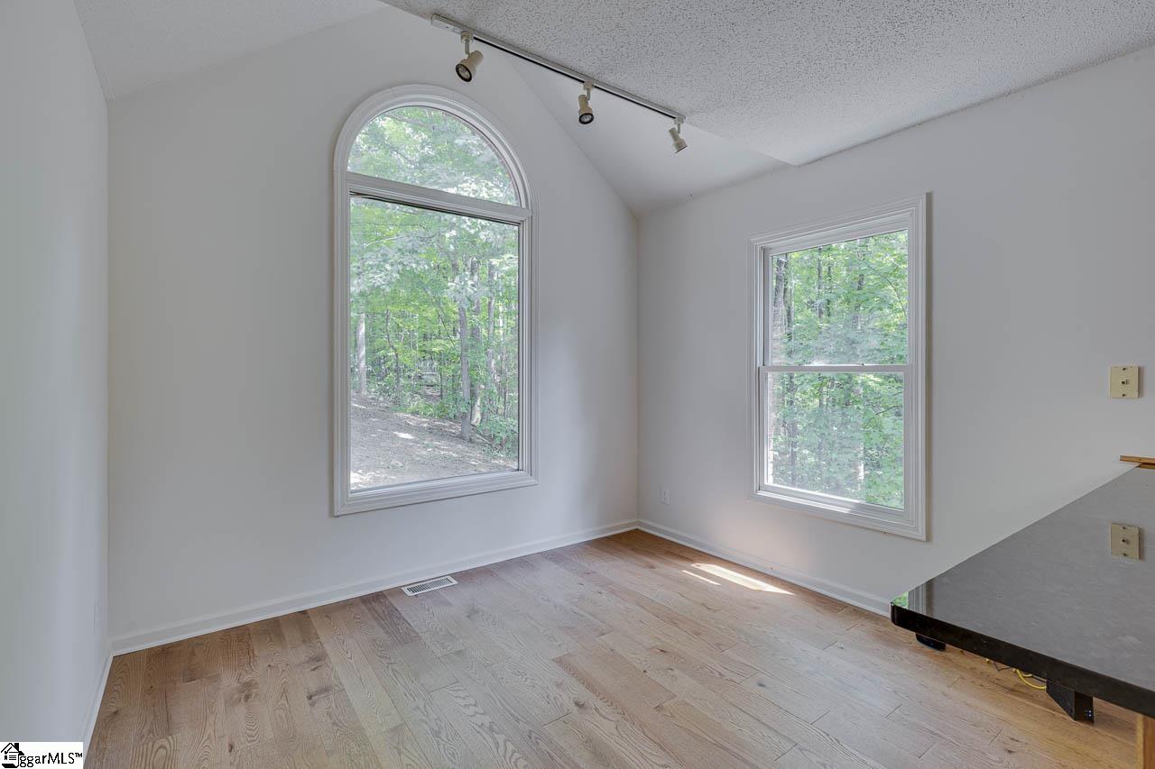 15 Oasis Court Taylors, SC 29687