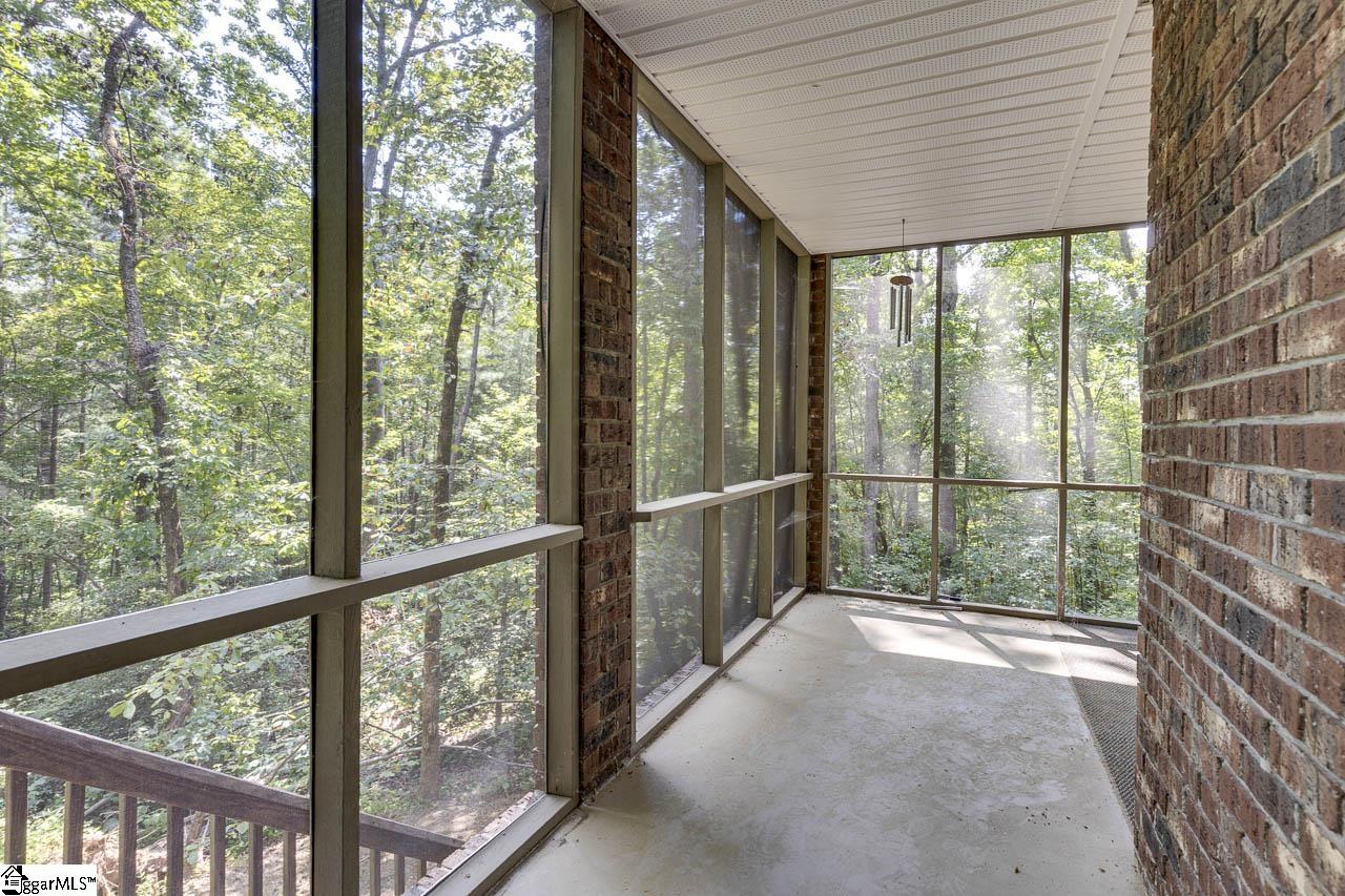 15 Oasis Court Taylors, SC 29687