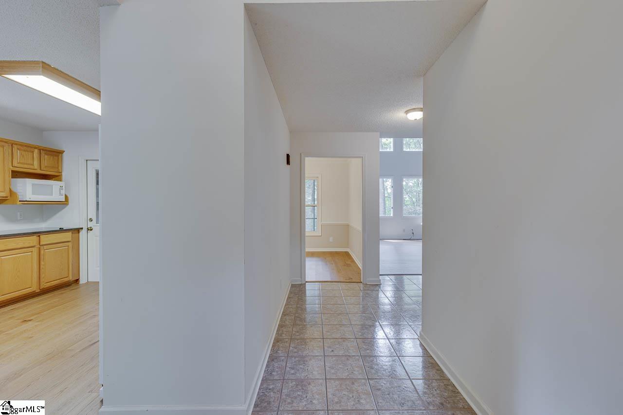 15 Oasis Court Taylors, SC 29687