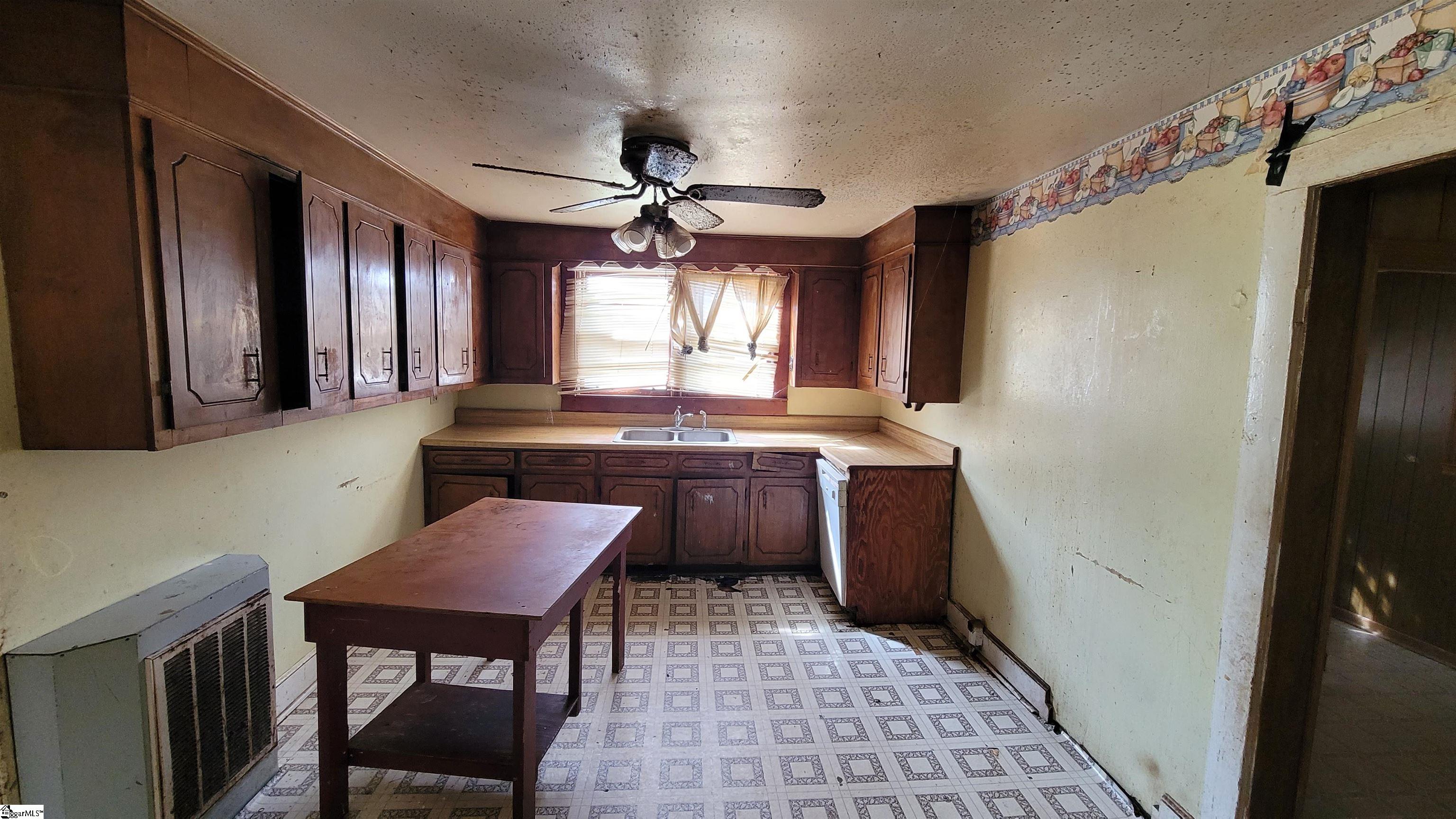 8 W First Street Williamston, SC 29697