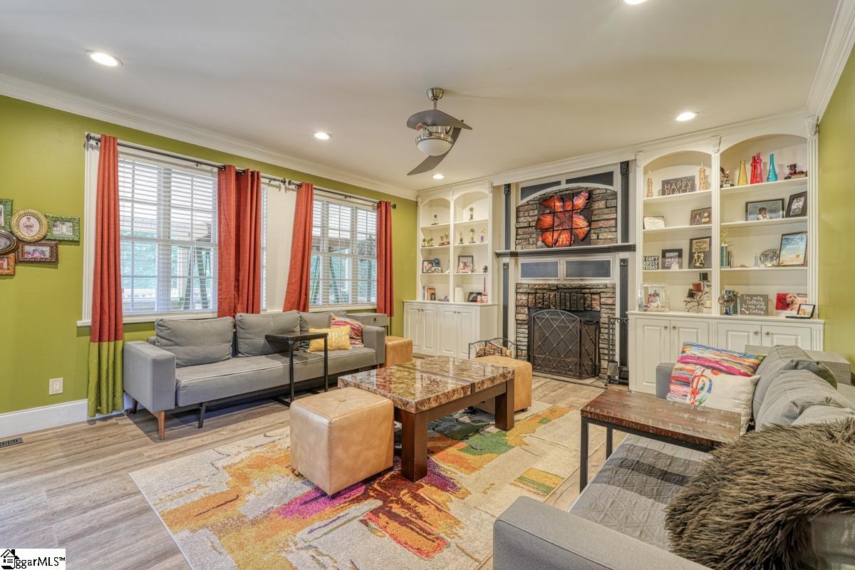 251 N Lake Emory Drive Inman, SC 29349
