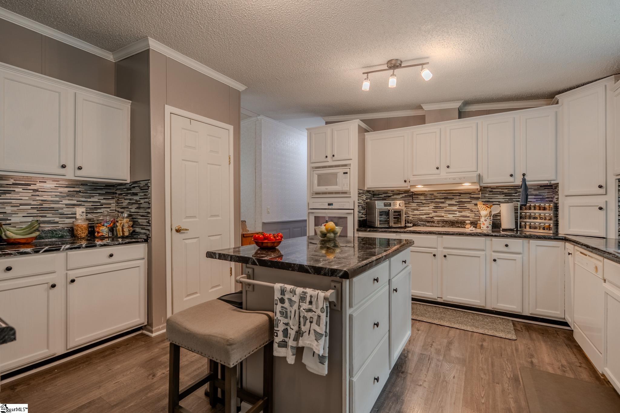 4917 Geer Highway Cleveland, SC 29635
